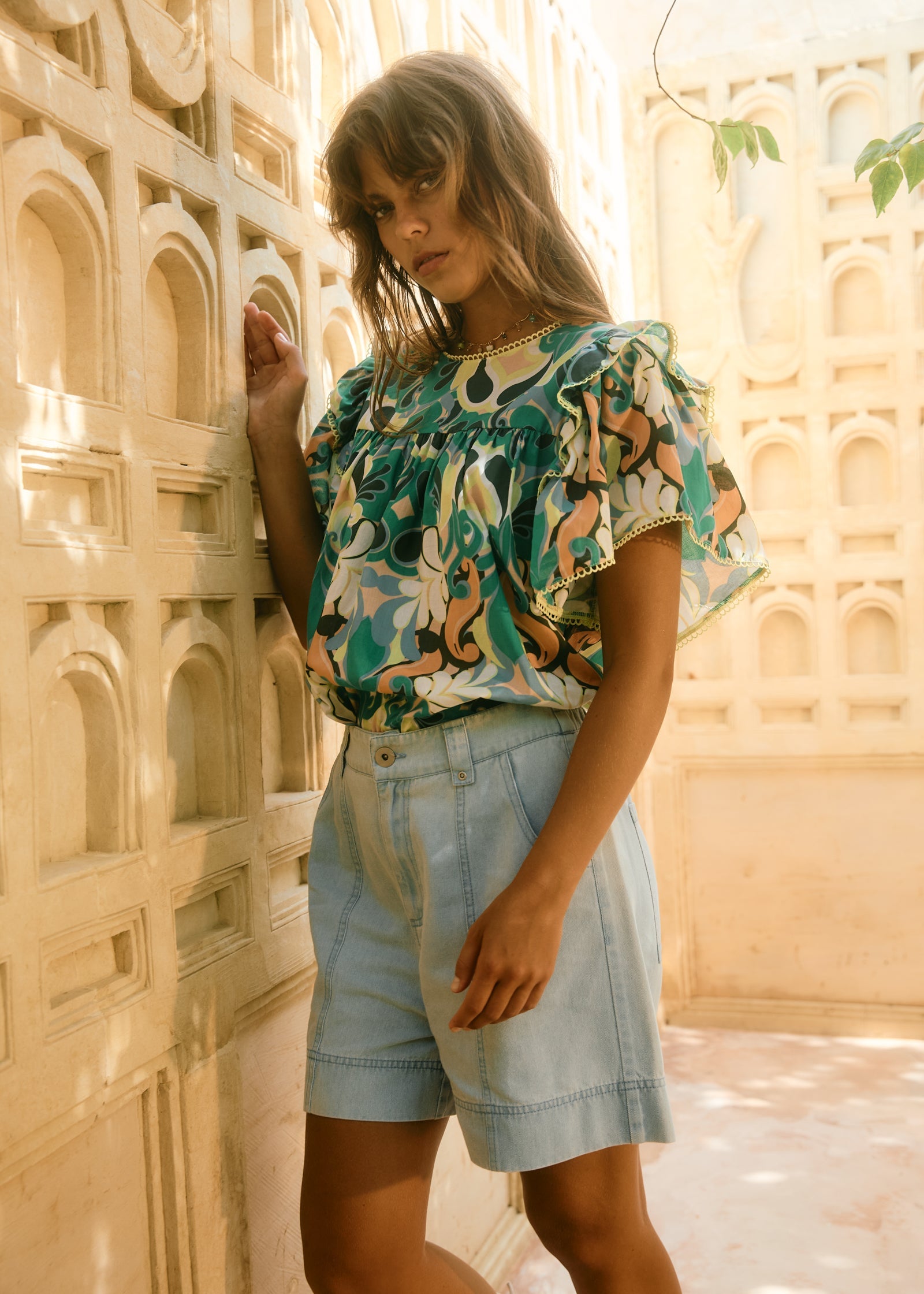 Aurora Frill Top ~ Paisley