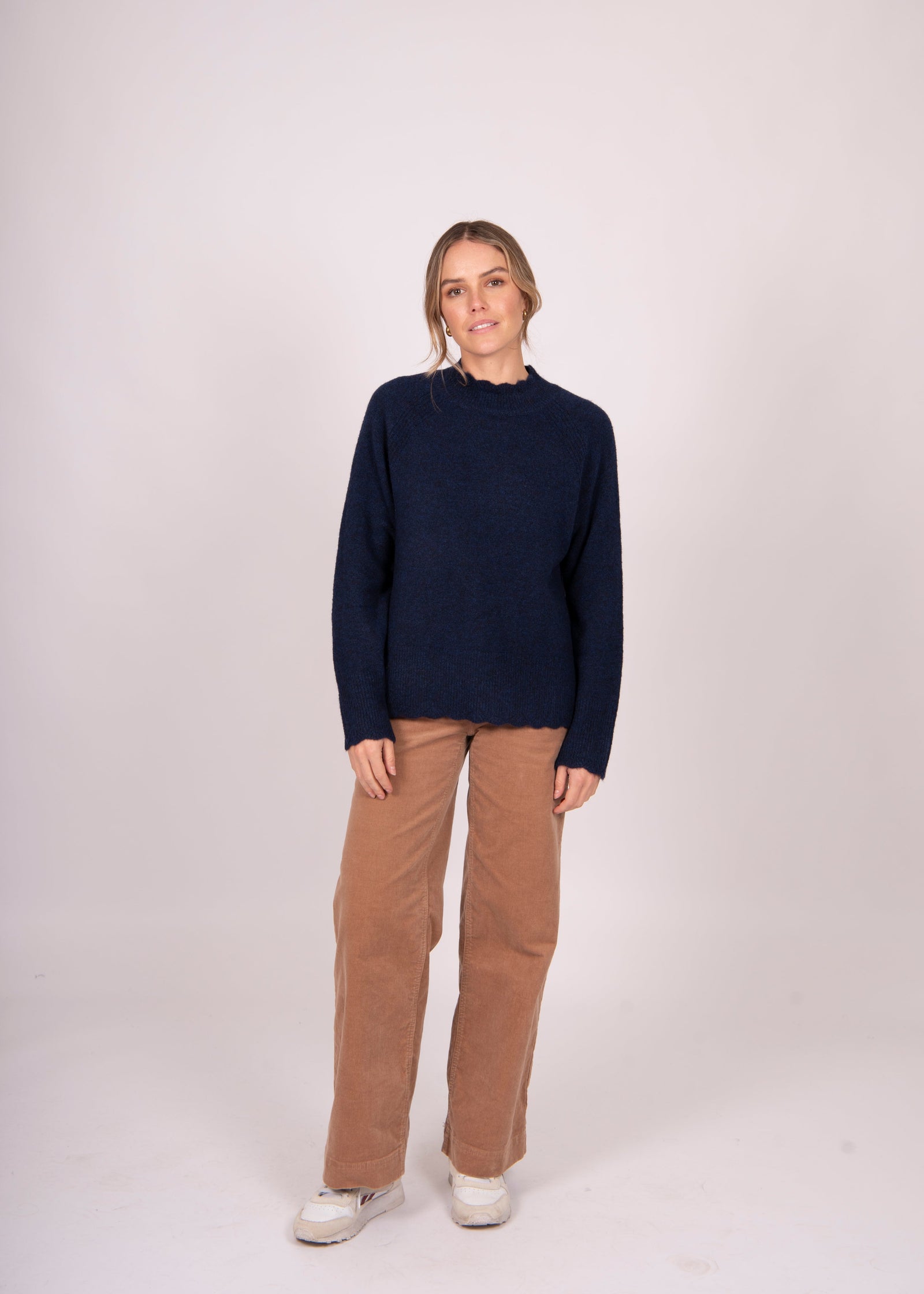 Pointelle Rib Trim Pullover ~ Navy