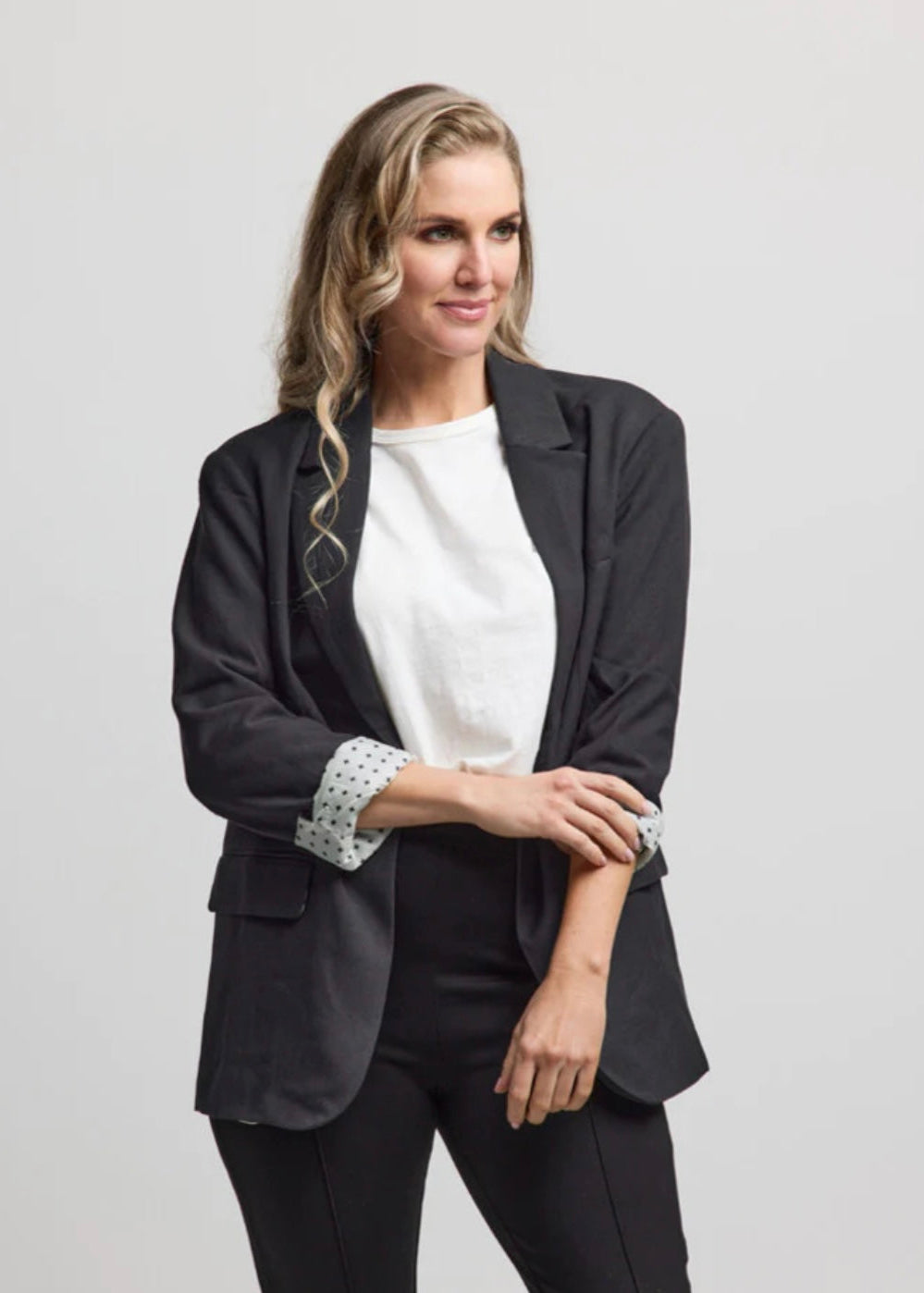 Bistro Blazer ~ Black