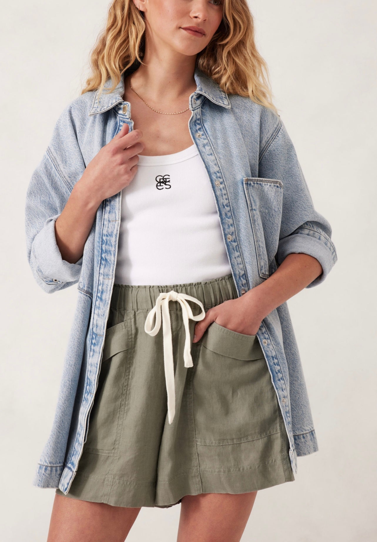 Panelled Pull on Short ~ Khaki