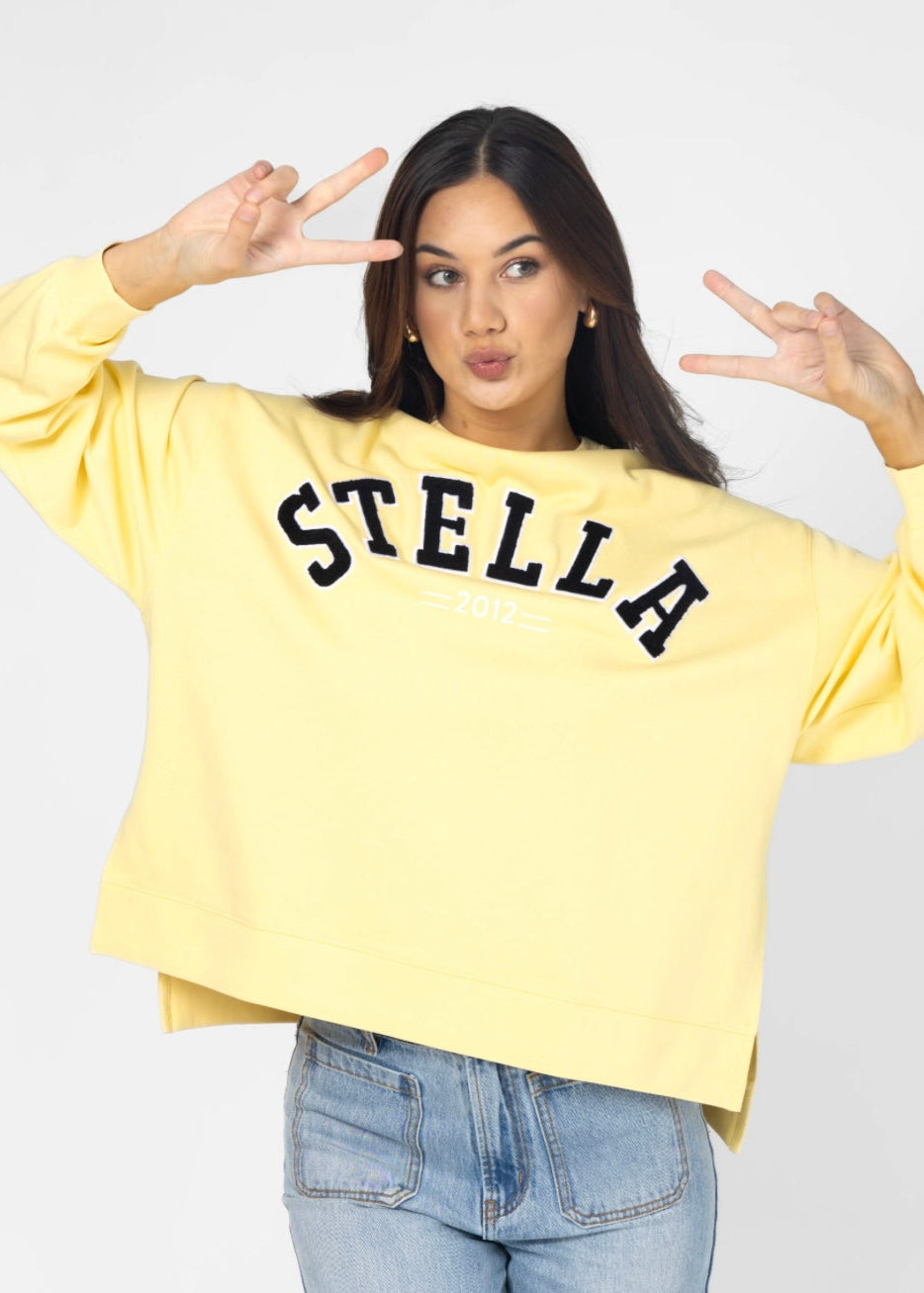 Sunday Sweater ~ Banana