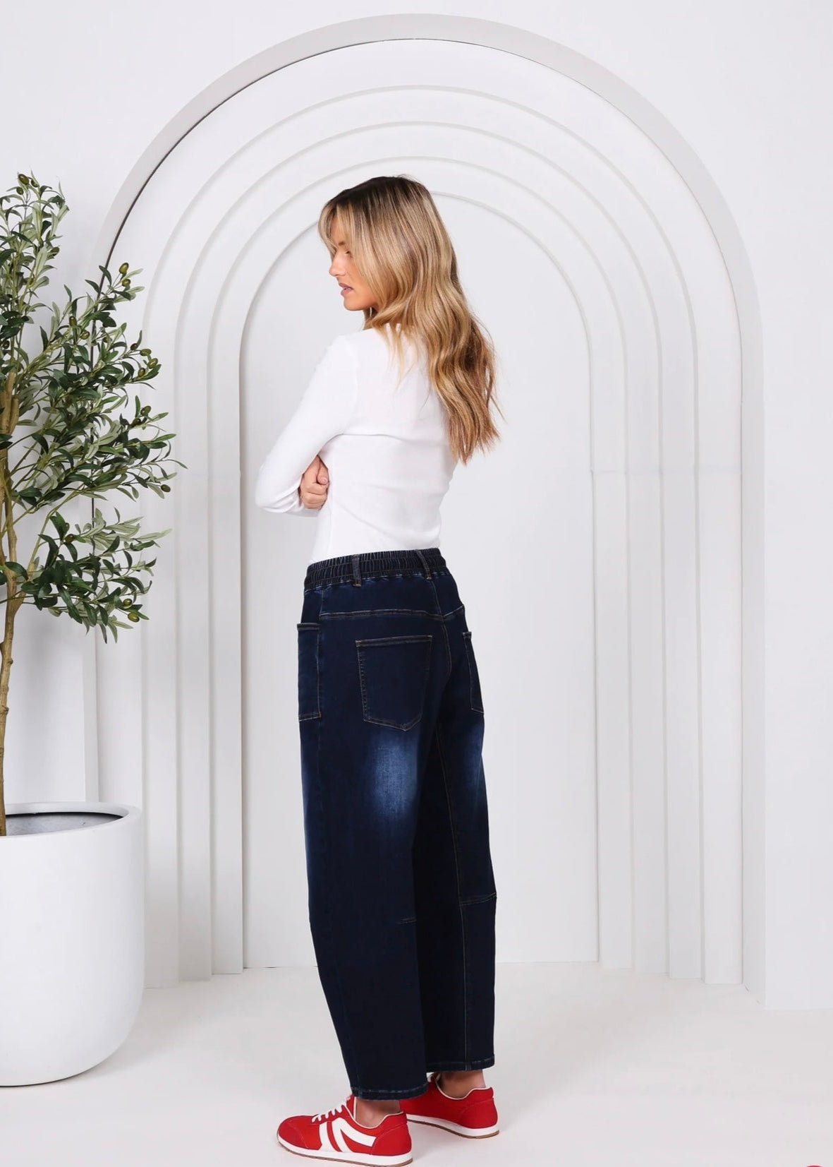 Leo Barrel Jeans ~ Ink