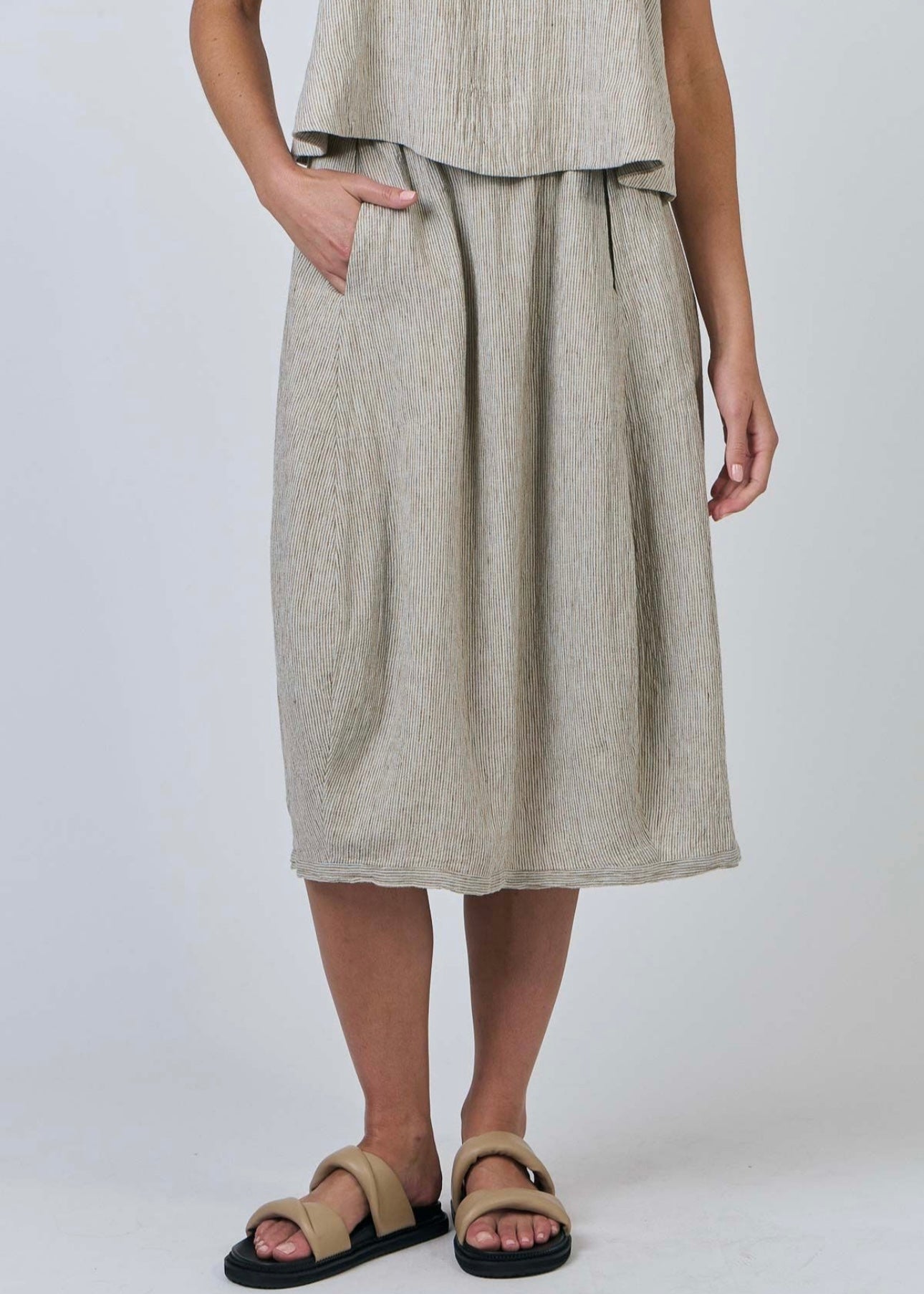 Linen Skirt ~ Blister
