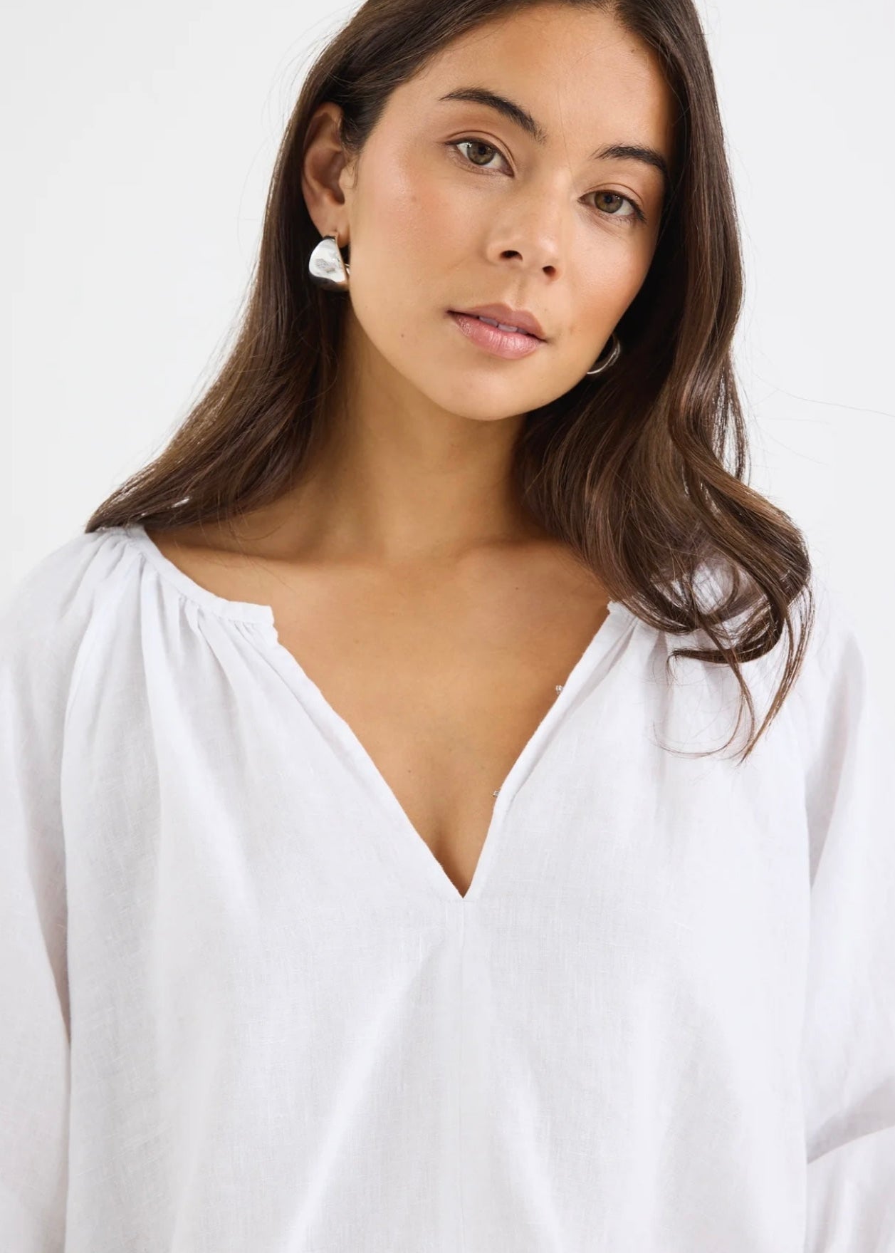Revolutionary Linen Top ~ White