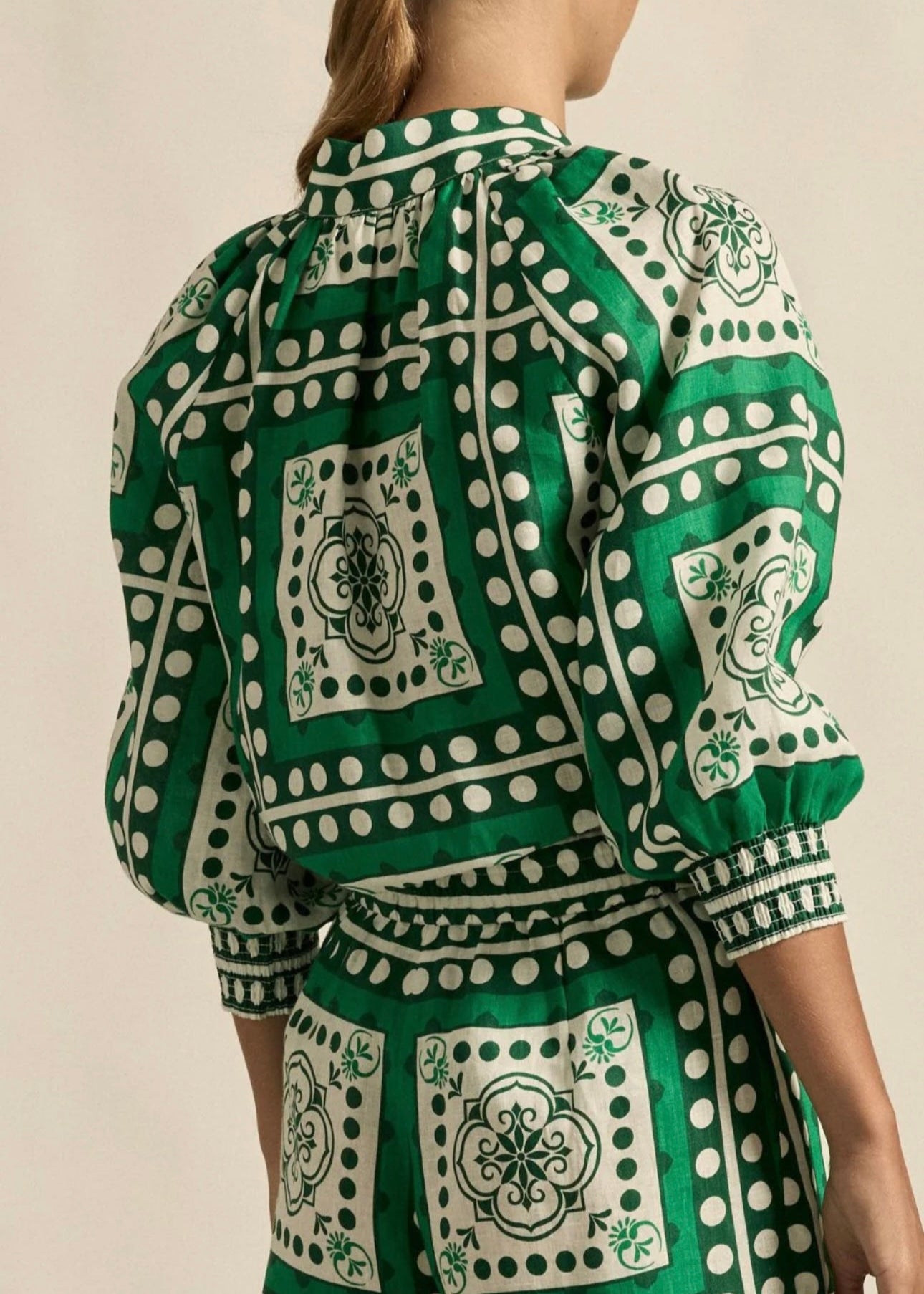 Inspire Top ~ Parrot Scarf