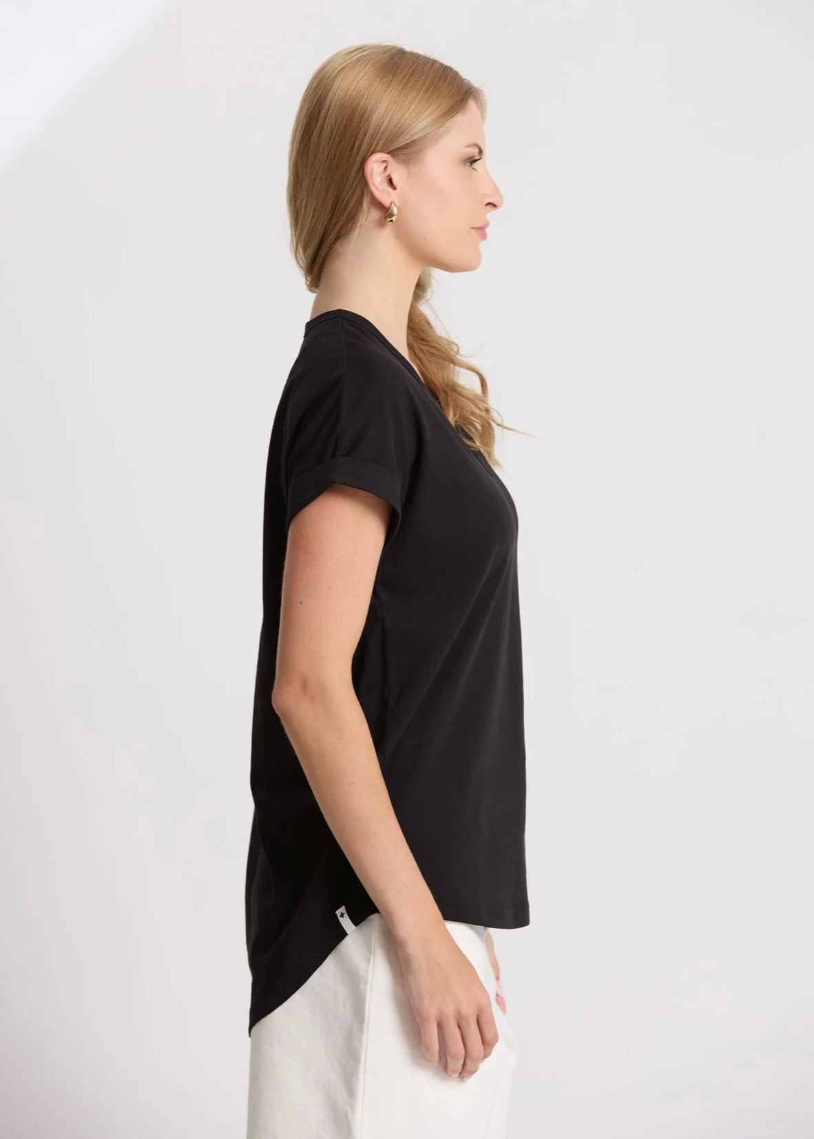 Soho Cuff V Tee ~ Black