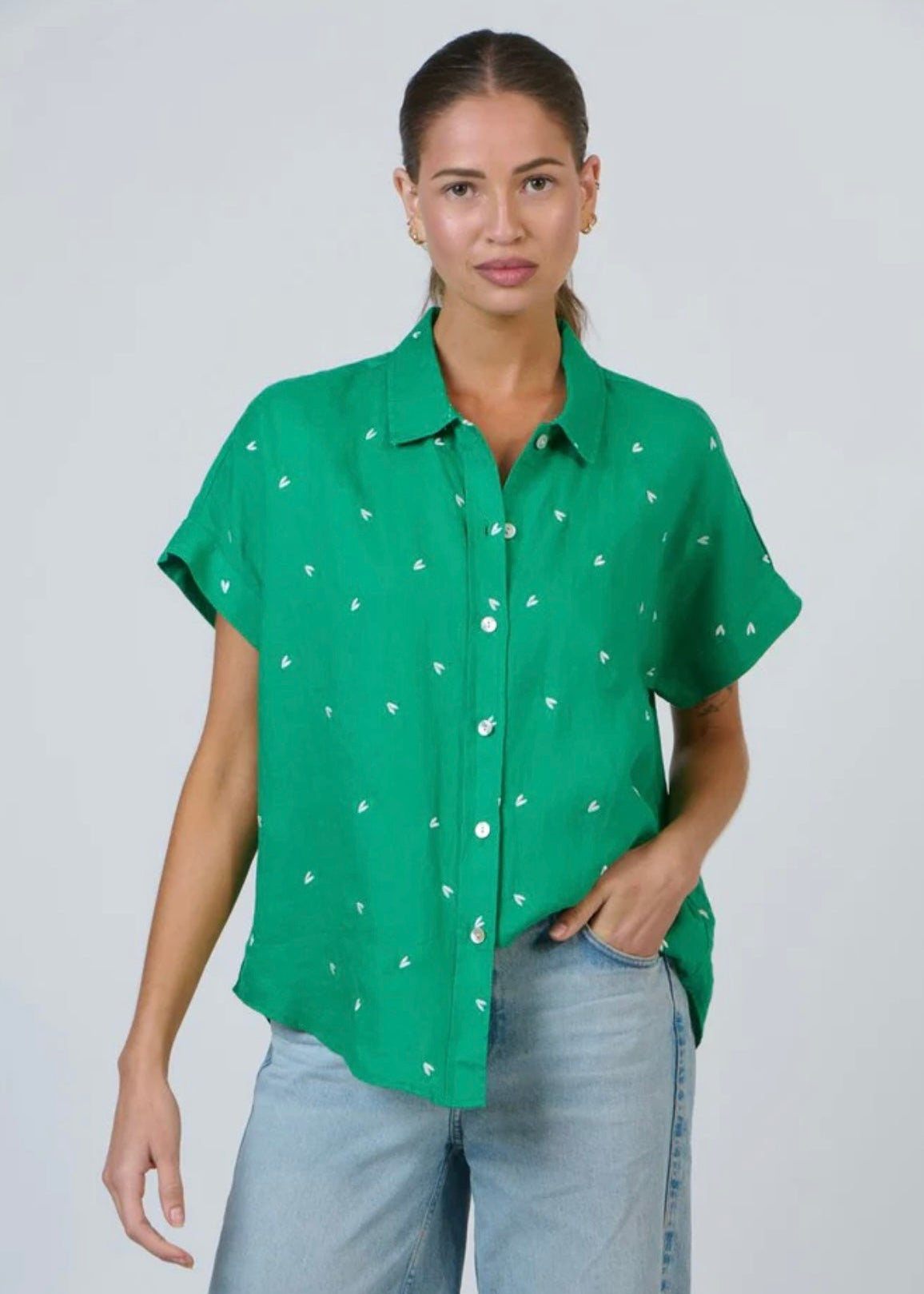 Envie Linen Shirt ~ Green