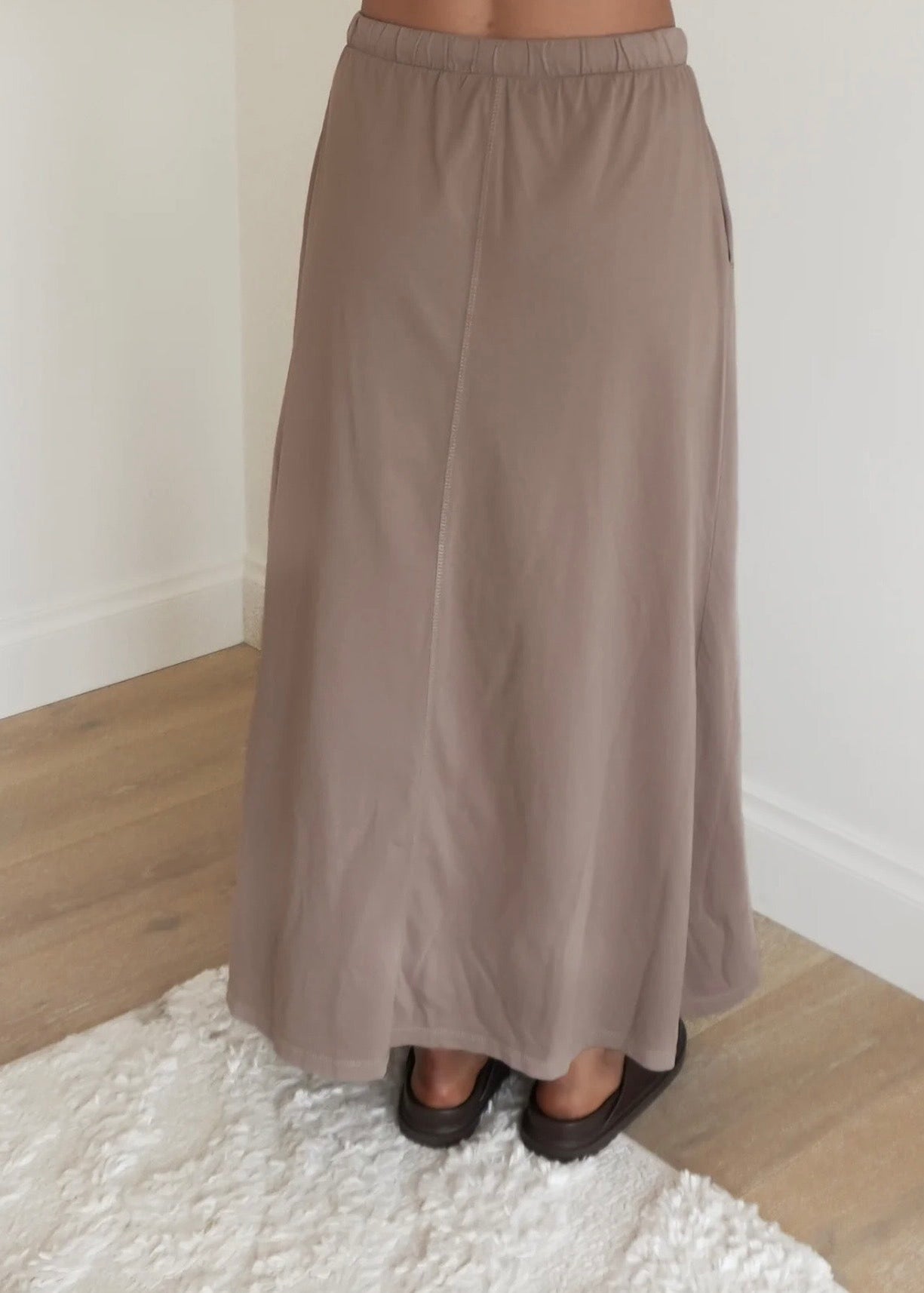 Evolve Skirt ~ Brown