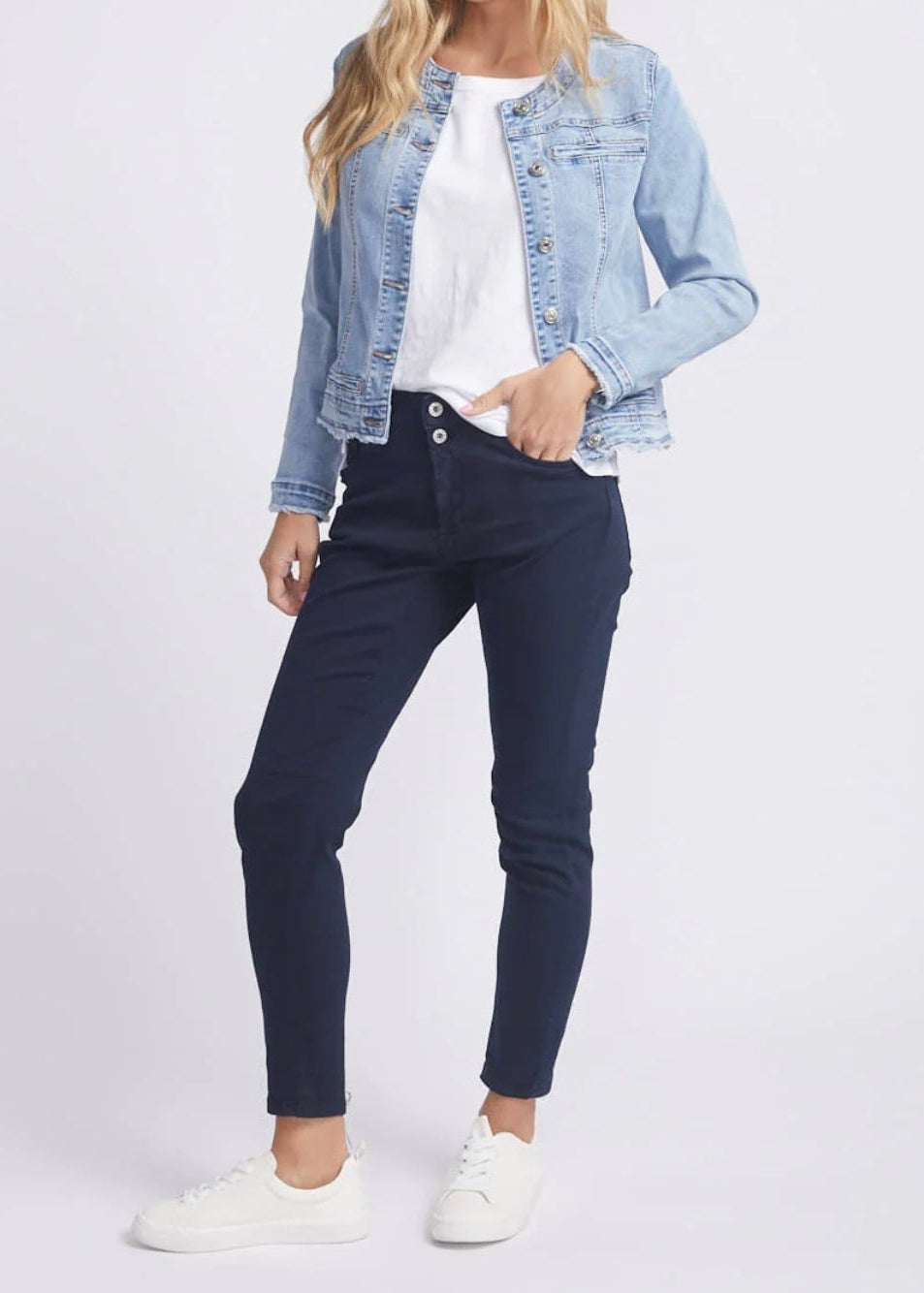 Bellagio Jean ~ Navy