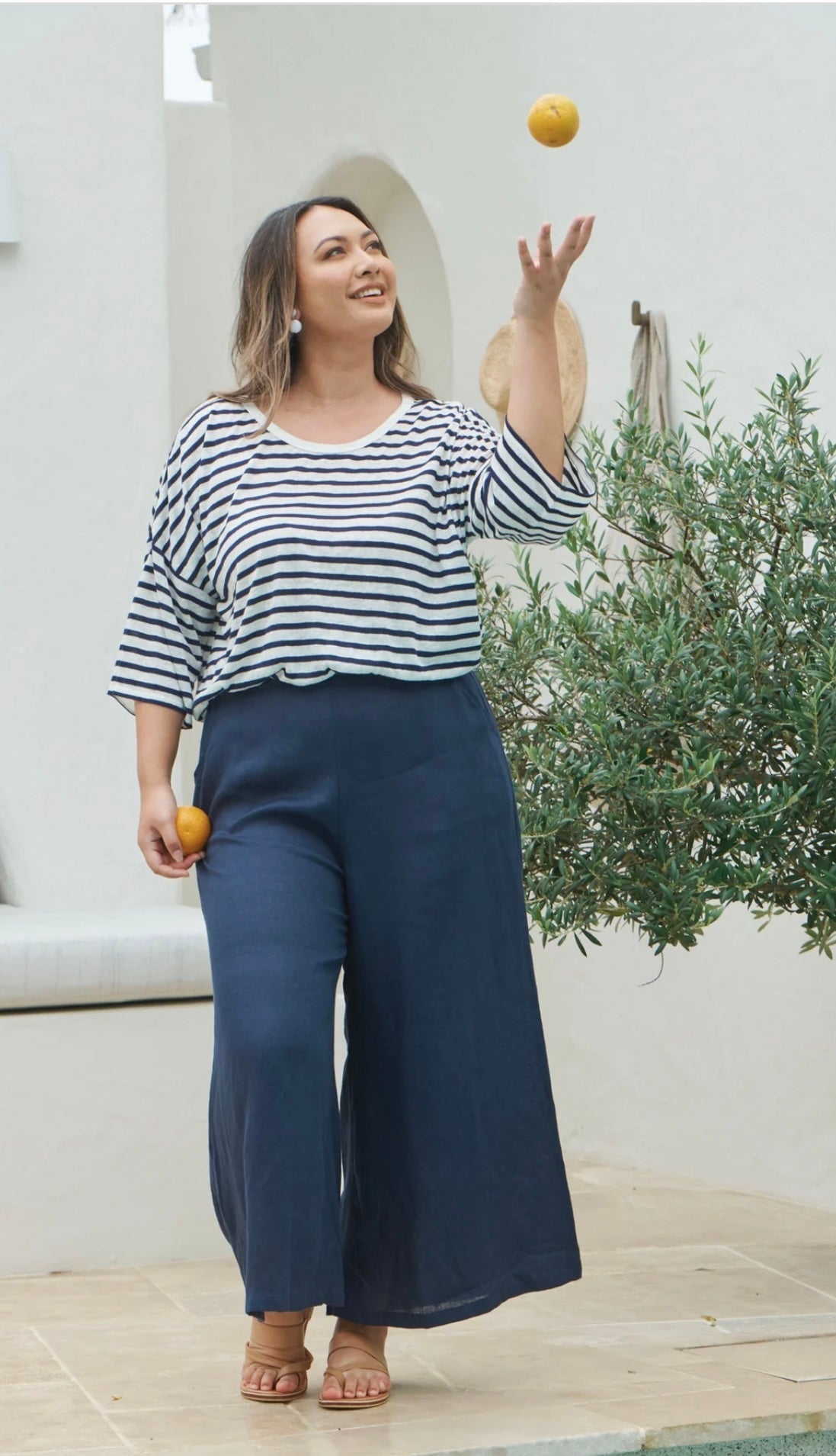 La Vie Crop Pant ~ Sapphire