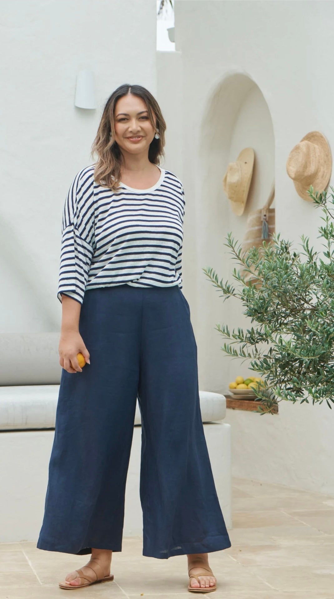 La Vie Crop Pant ~ Sapphire
