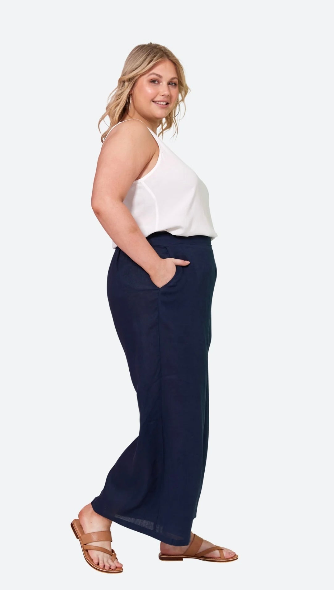 La Vie Crop Pant ~ Sapphire