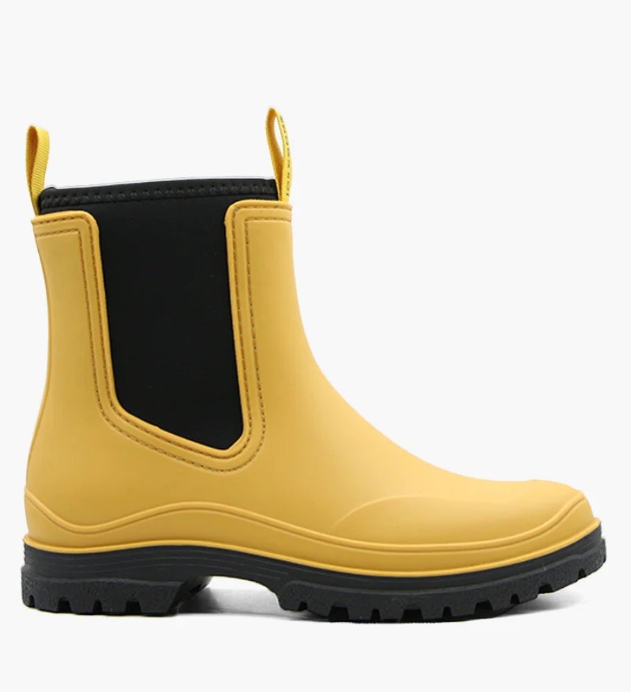 Amelia Gumboot ~ Corn