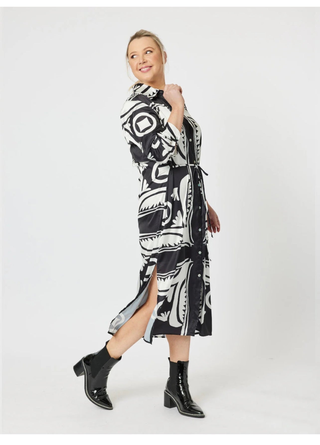 Chic Print Dress ~ Black/White