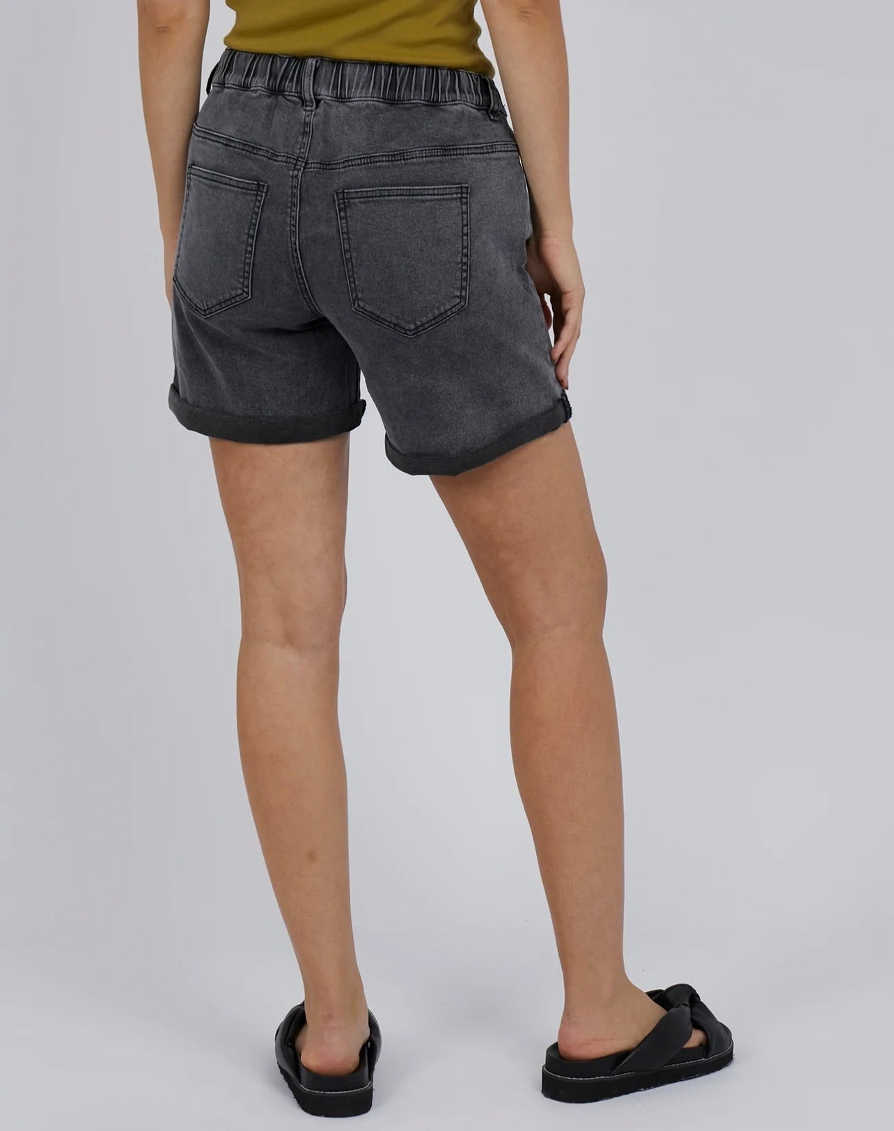 Gabriele Jogger Short ~ Washed Black