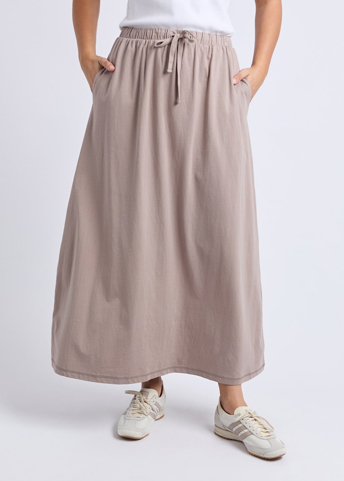 Evolve Skirt ~ Brown