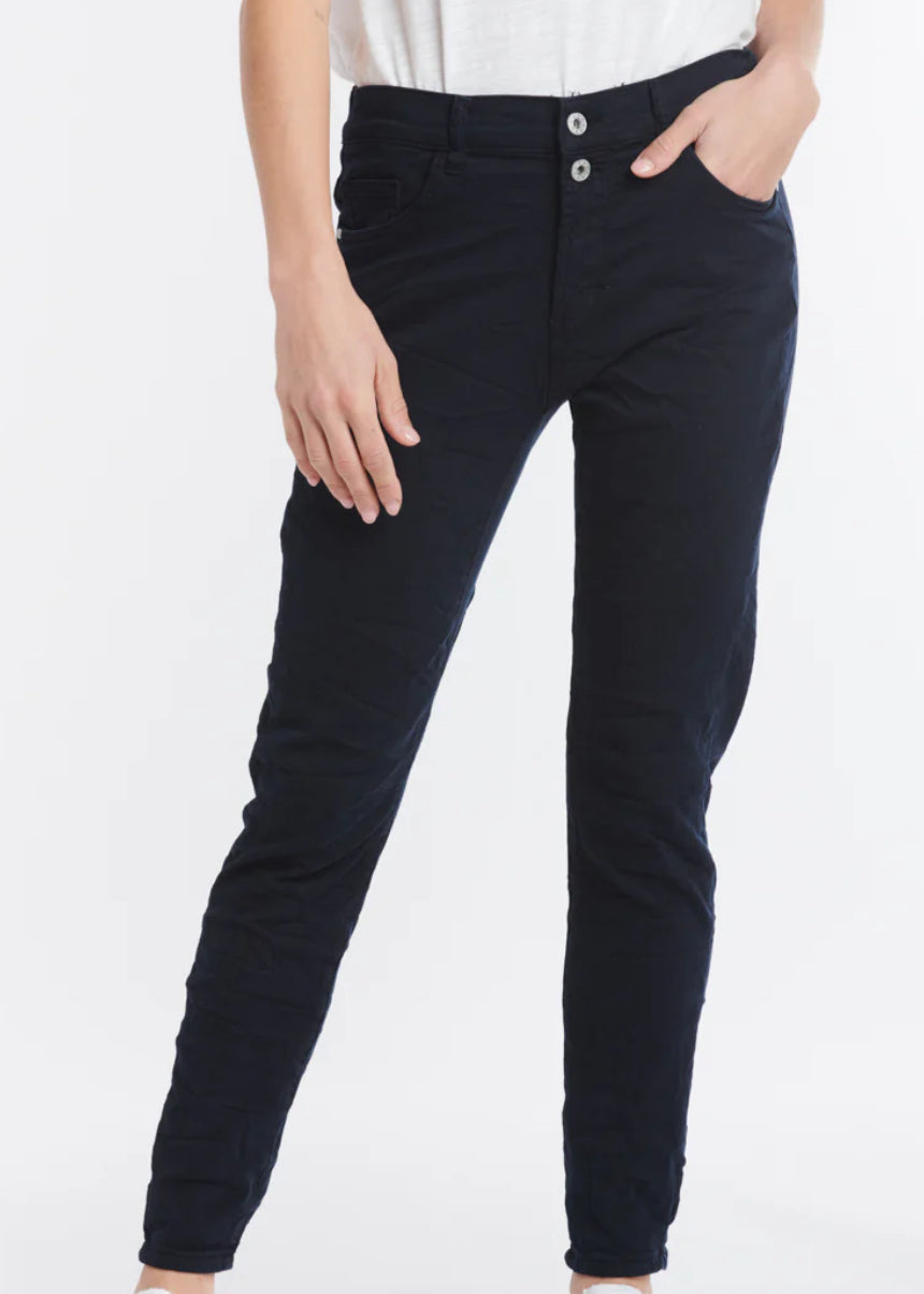 Emma Stretch Jean ~ Navy