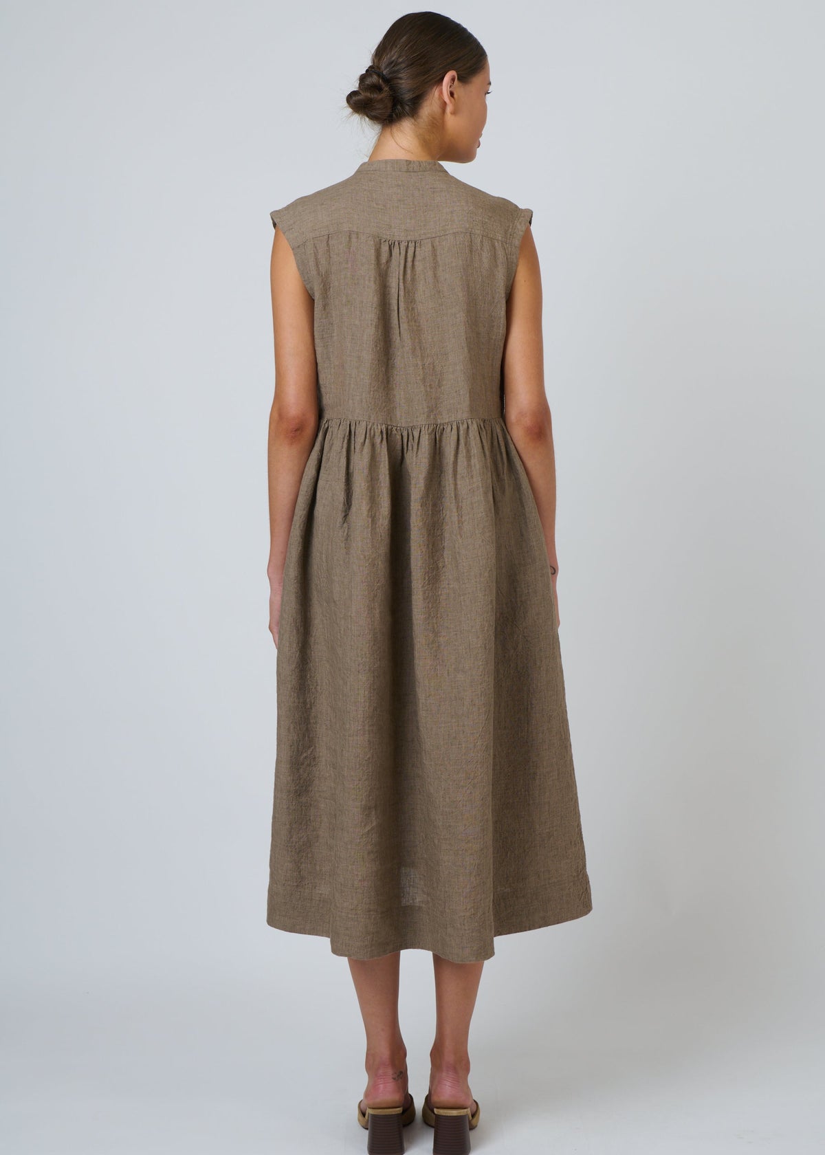 Linen Sleeveless Midi Dress ~ Agate