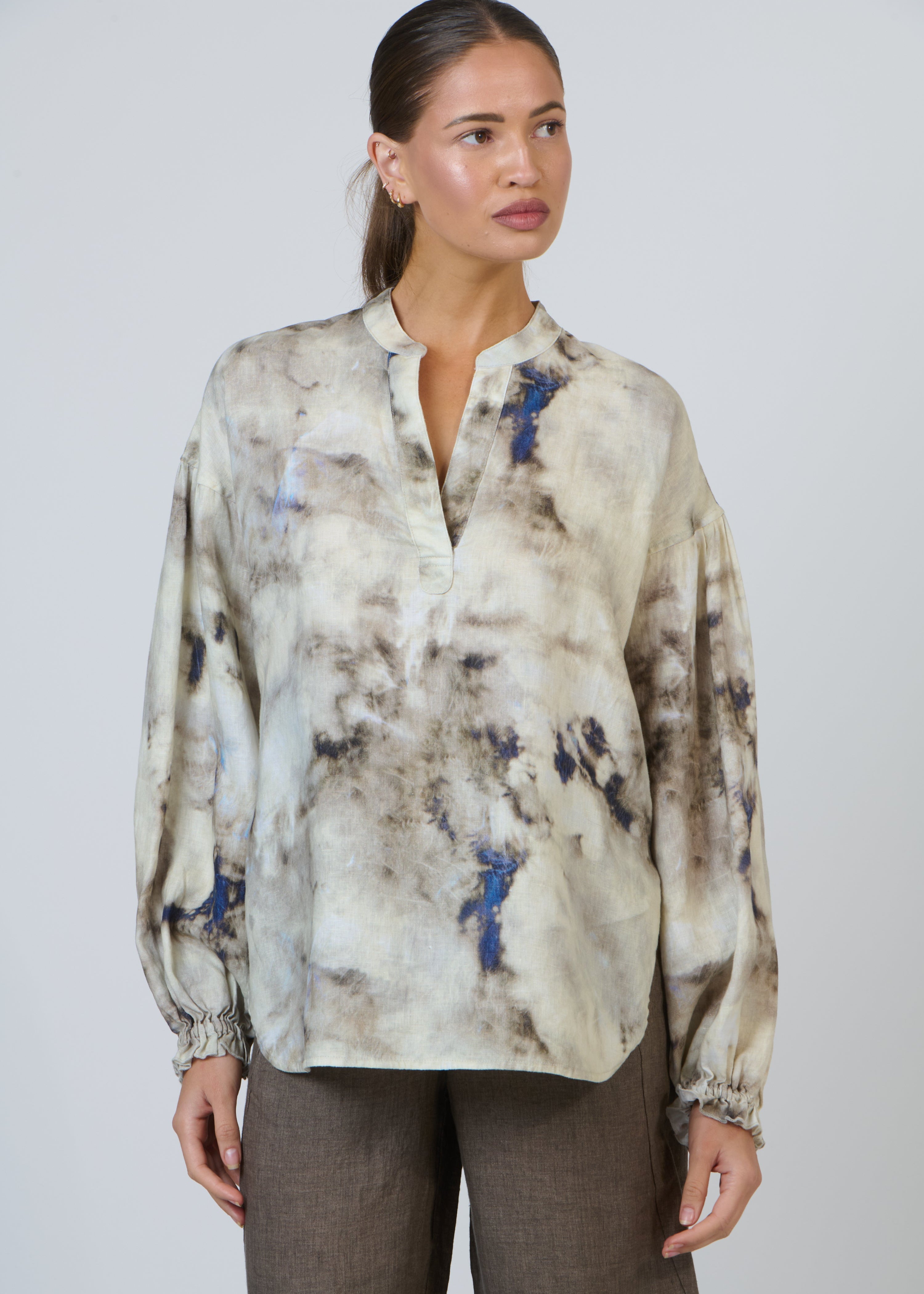 Linen Shirt ~ Emperador