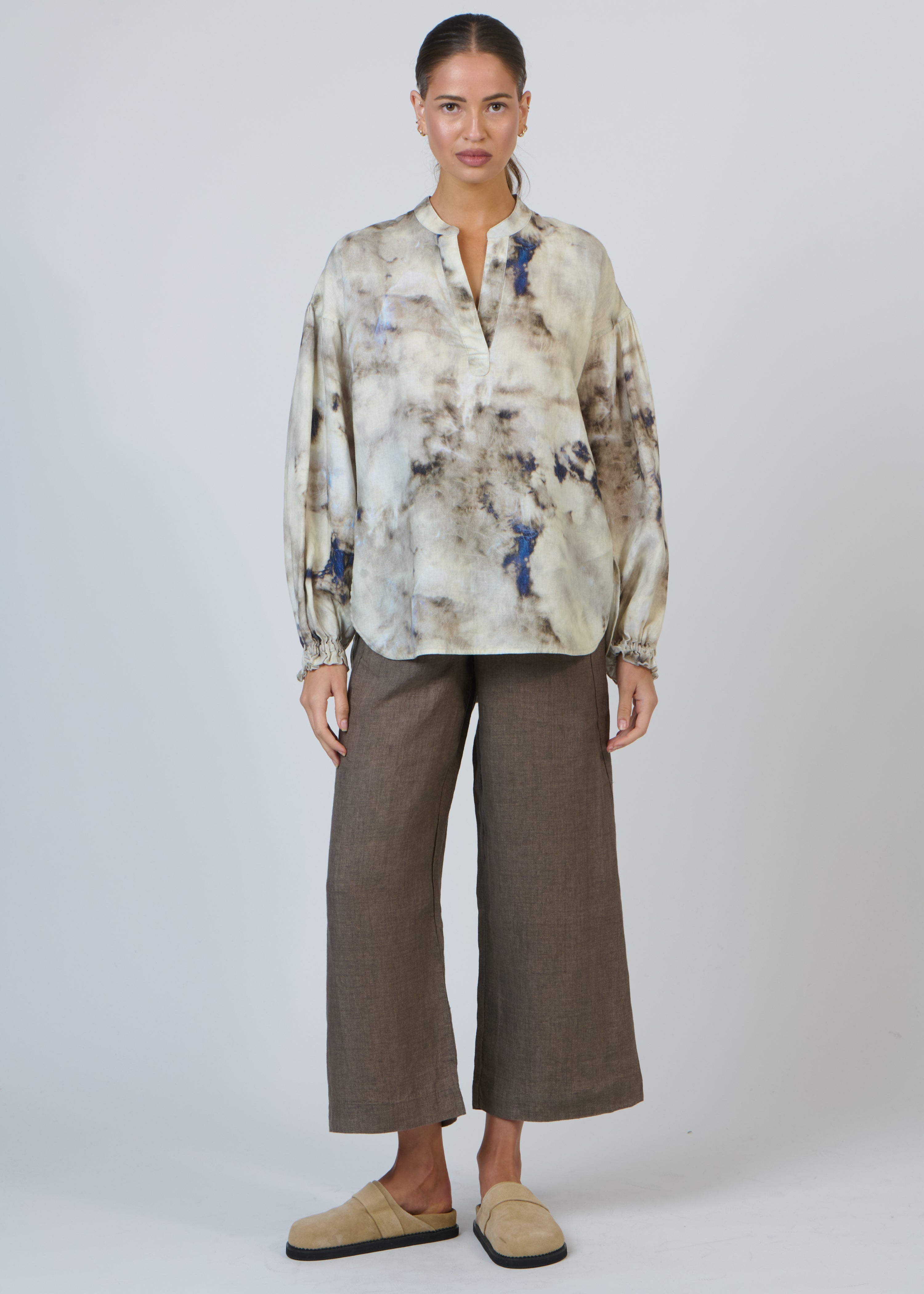 Linen Shirt ~ Emperador