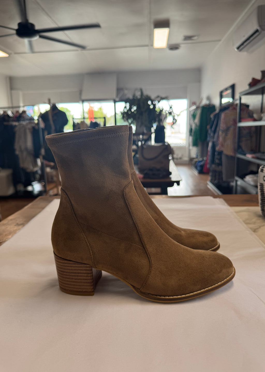 Matveys Boot ~ Lt Chocolate