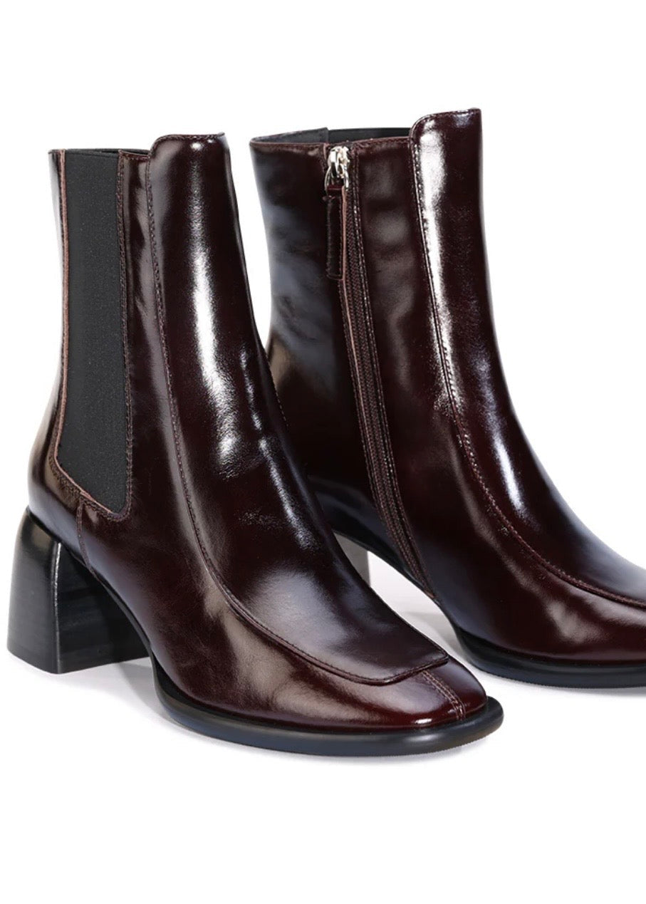 Charcoal Boots ~ Cigar