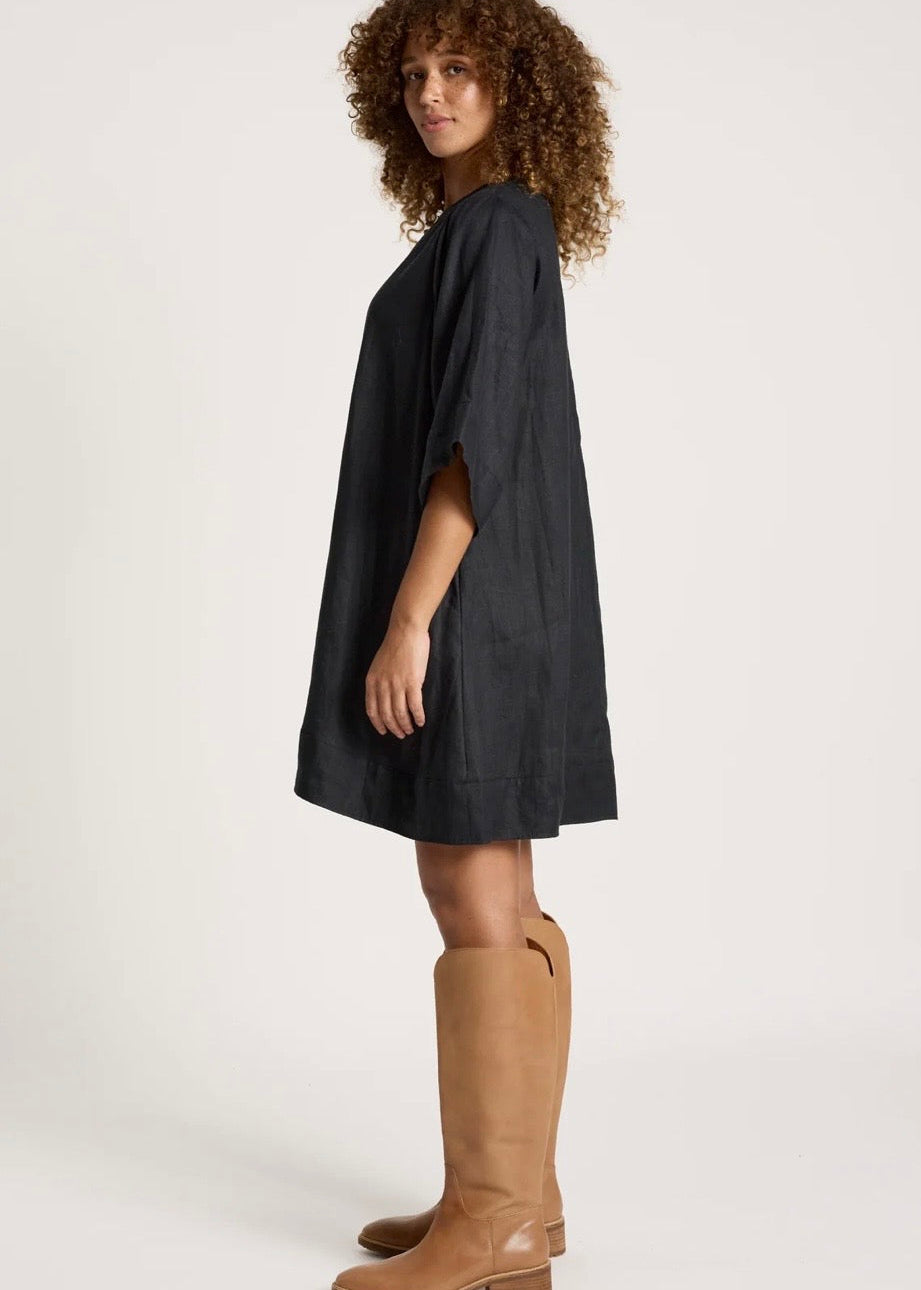 Bajau Tunic Dress ~ Black