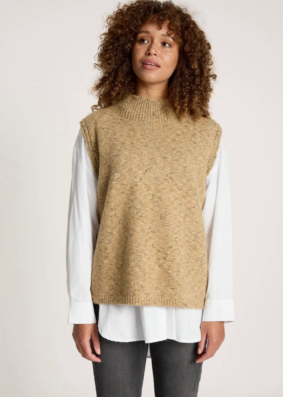 Zarda Knit Vest ~ Mocha