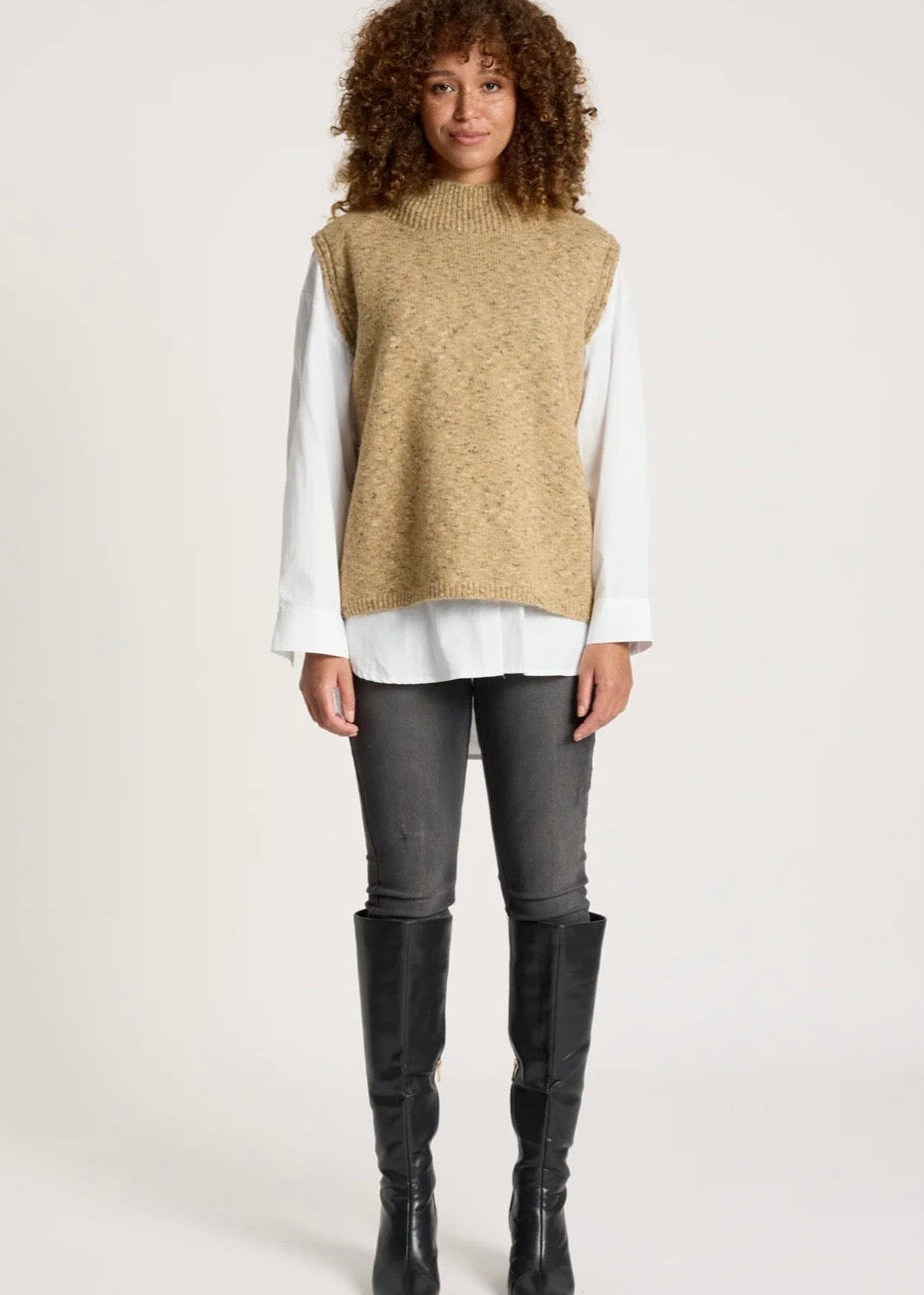 Zarda Knit Vest ~ Mocha
