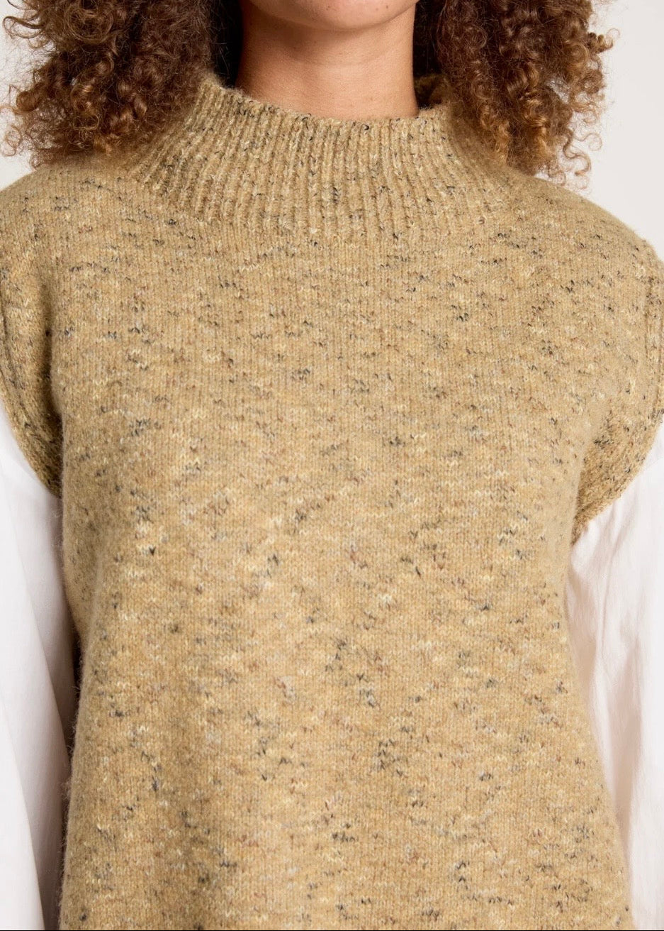 Zarda Knit Vest ~ Mocha