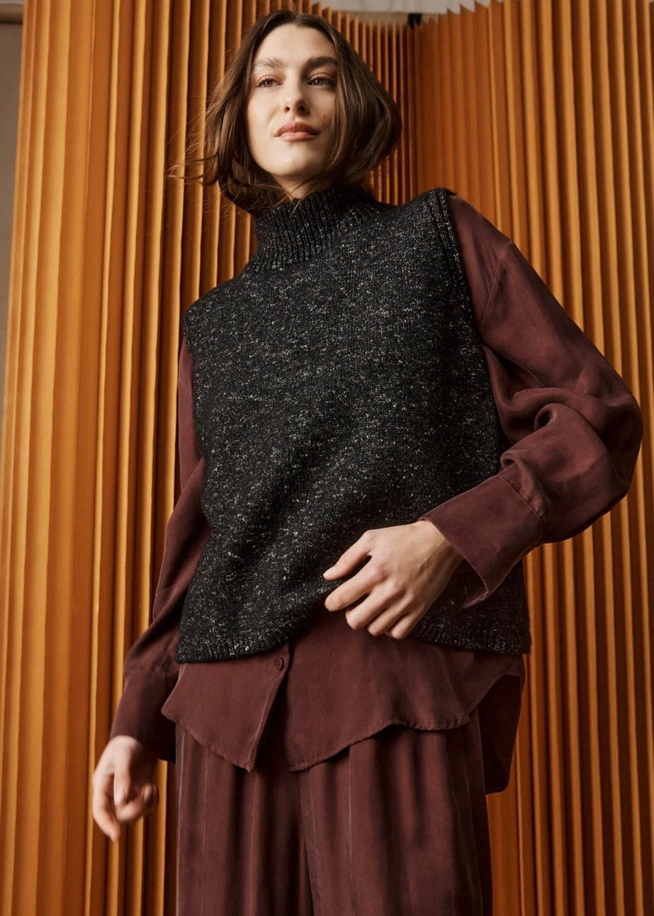 Zarda Knit Vest ~ Black