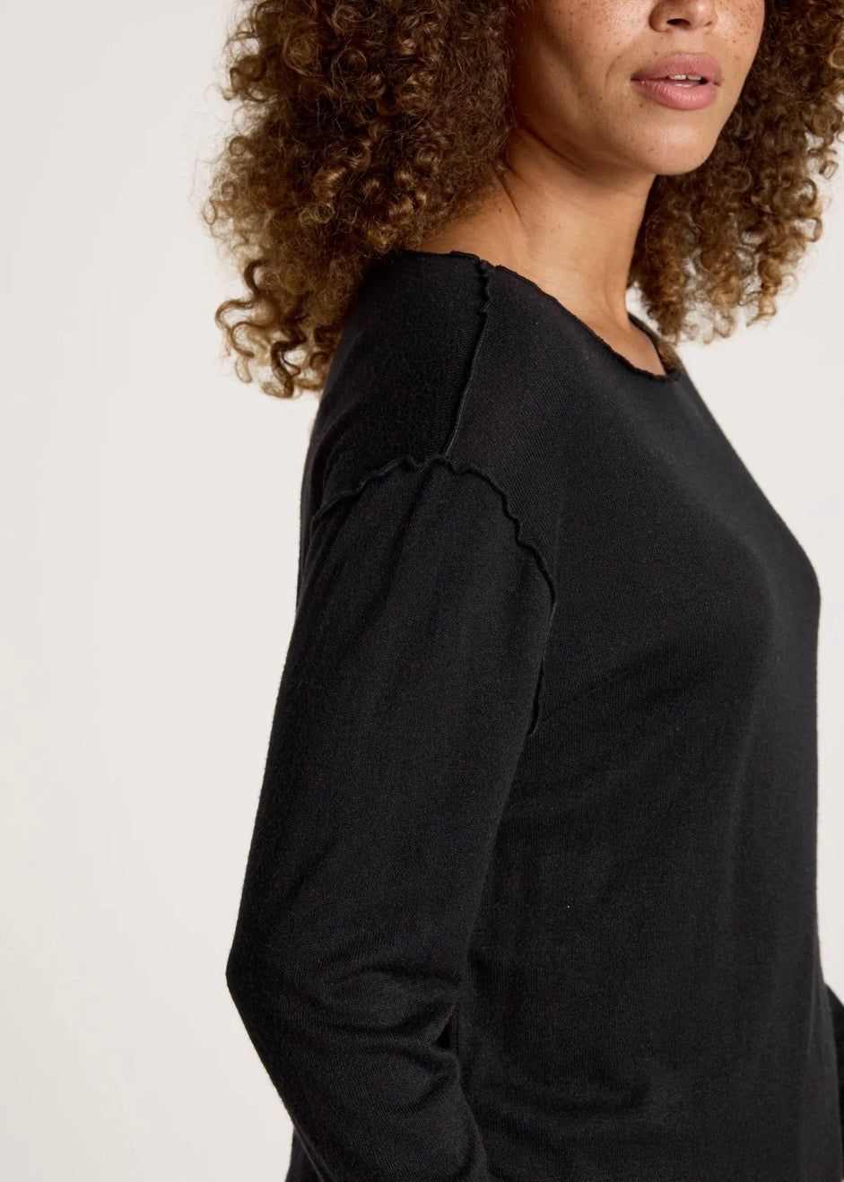 Aria Long Sleeve Top ~ Black