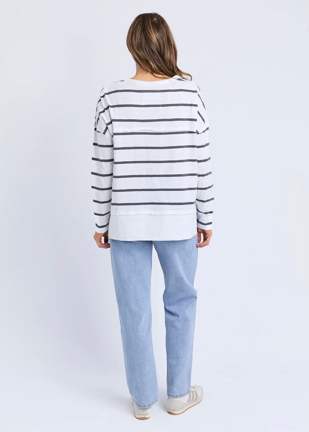 Jayne Stripe Throw On Top ~ White/Charcoal