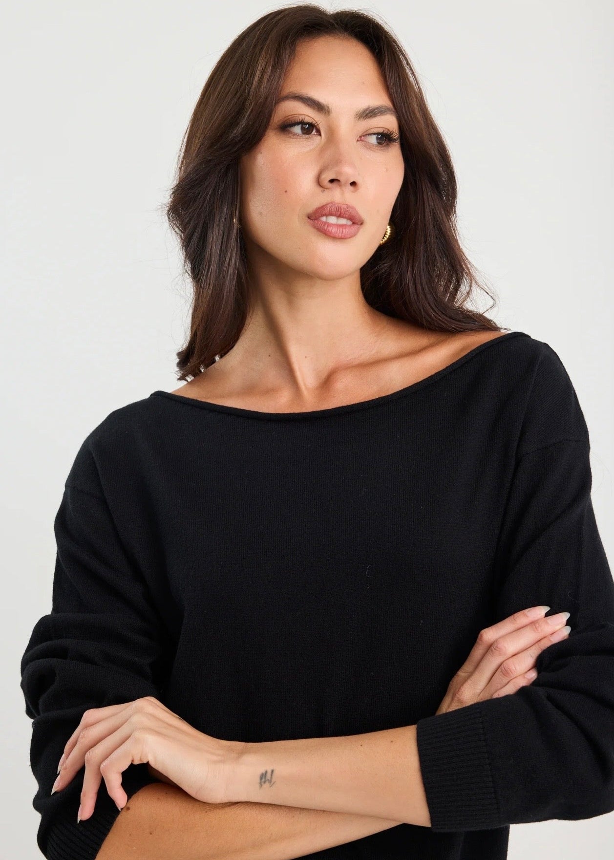 Reverb Off Shoulder Jumper ~ Black