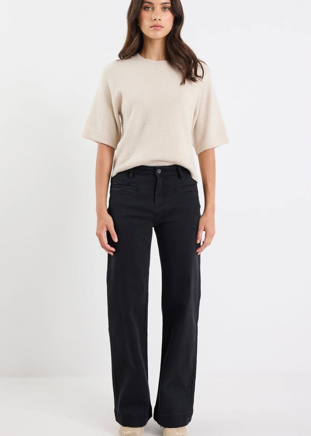Concert Mid Rise Wide Leg Jeans ~ Black