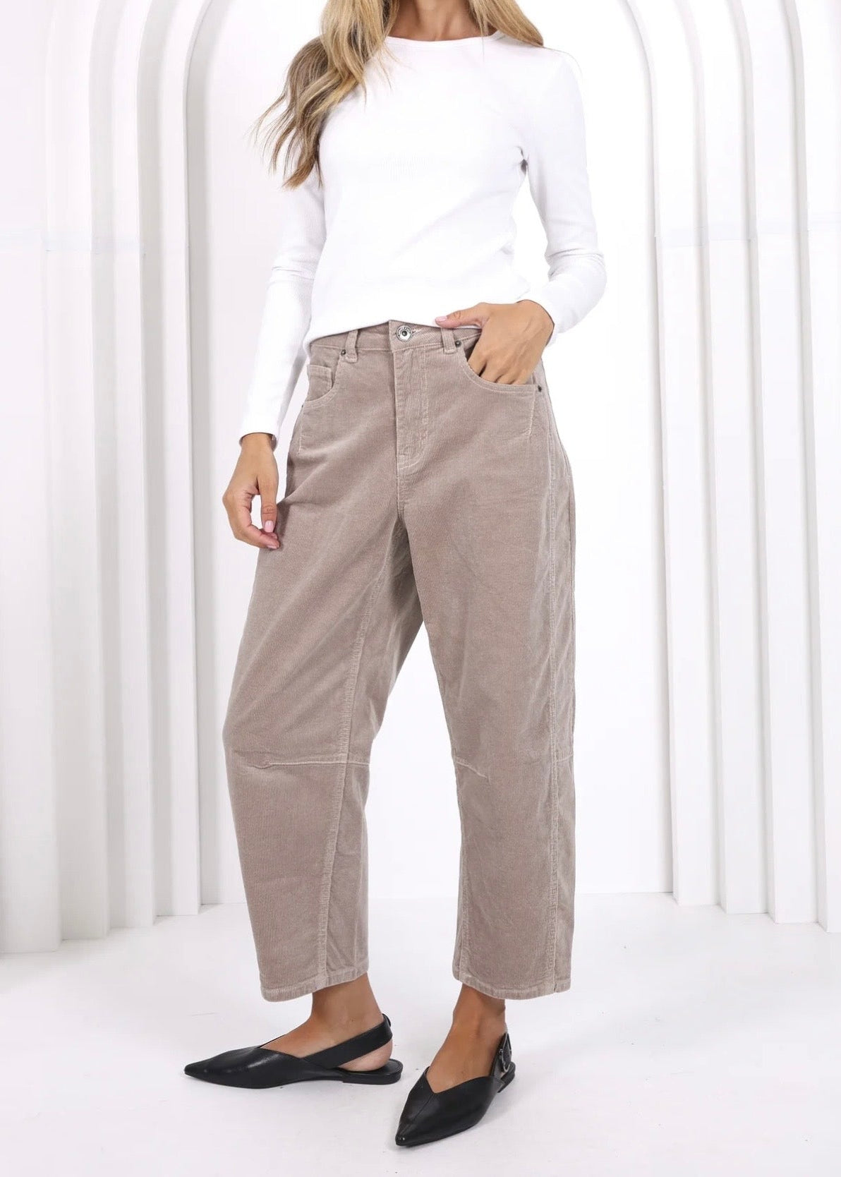 Toni Barrel Corduroy  ~ Latte