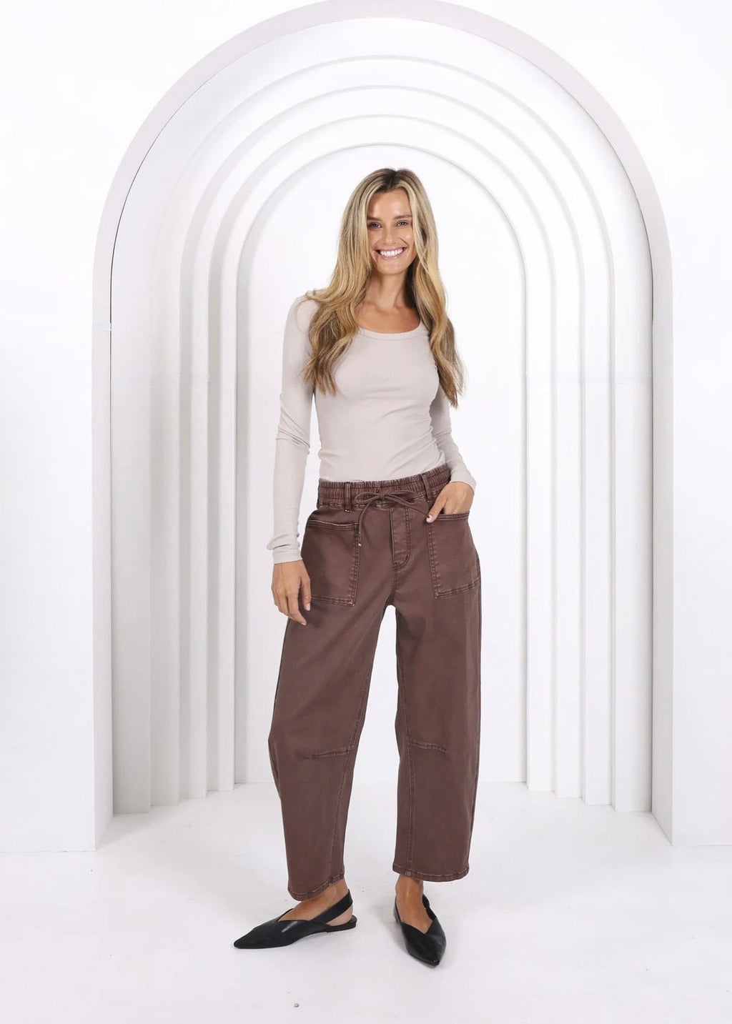 Leo Barrel Jeans ~ Chocolate