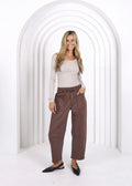 Leo Barrel Jeans ~ Chocolate