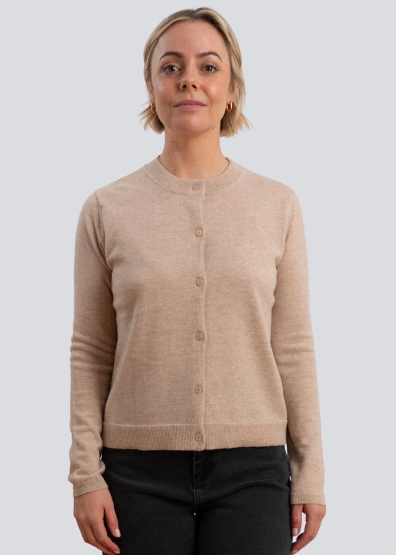 Merino Fine Cardigan ~ Pale Oat