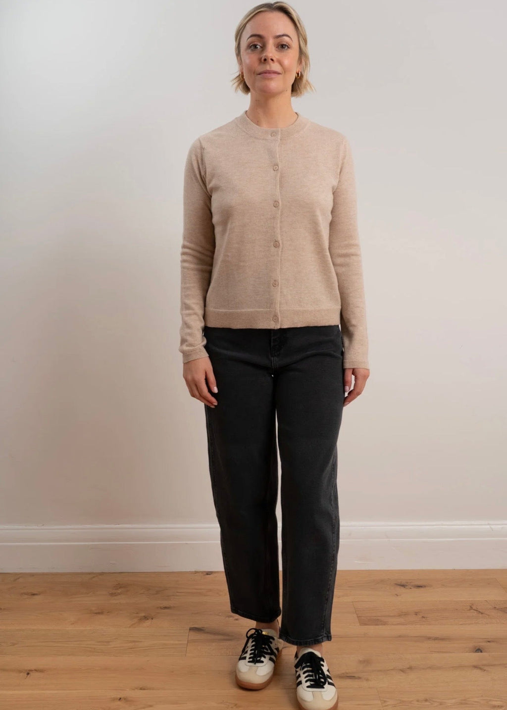 Merino Fine Cardigan ~ Pale Oat