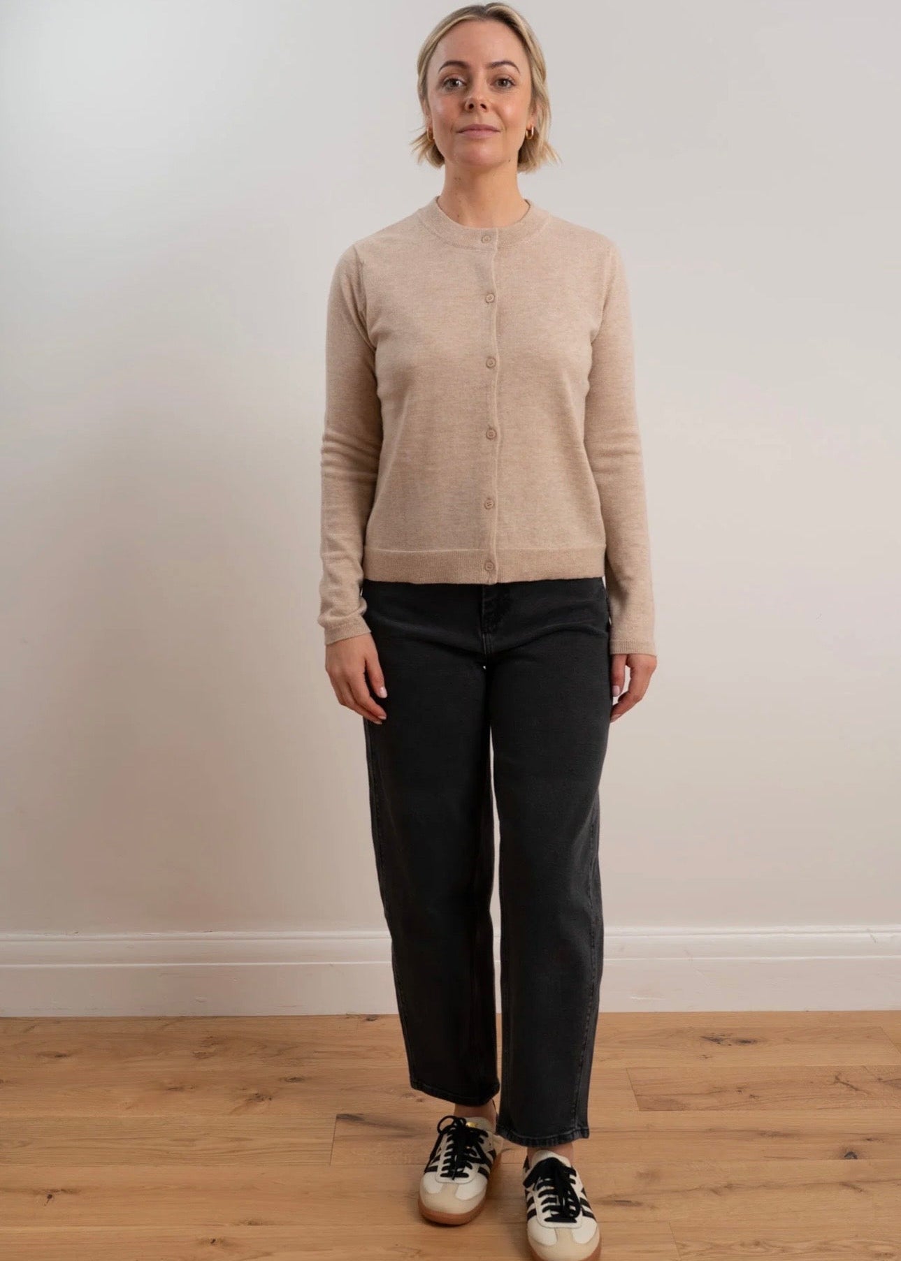 Merino Fine Cardigan ~ Pale Oat