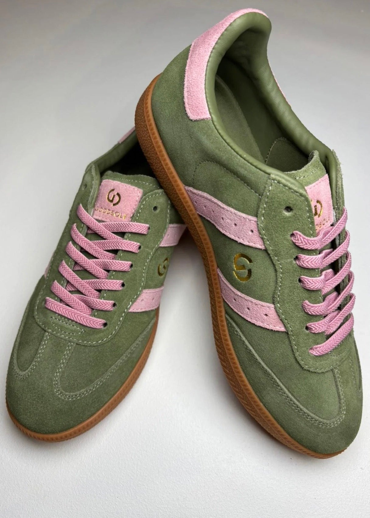 2001 Parallel Sneaker ~ Sage/Pink Suede