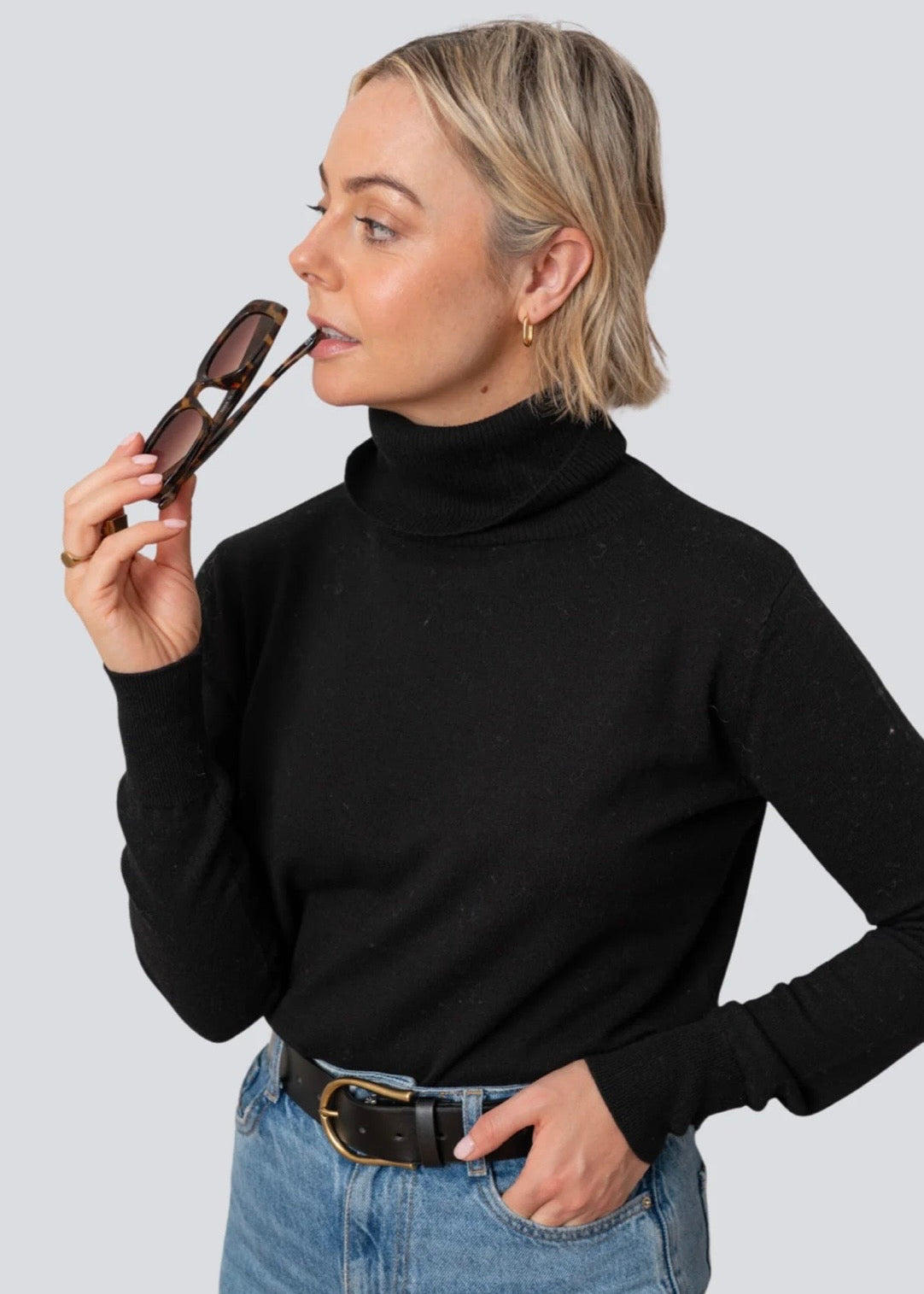 Merino Fine Roll Neck ~ Black
