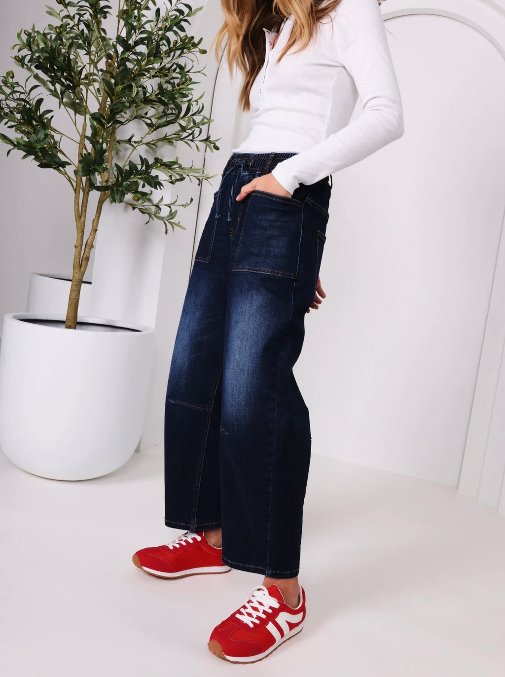 Leo Barrel Jeans ~ Ink