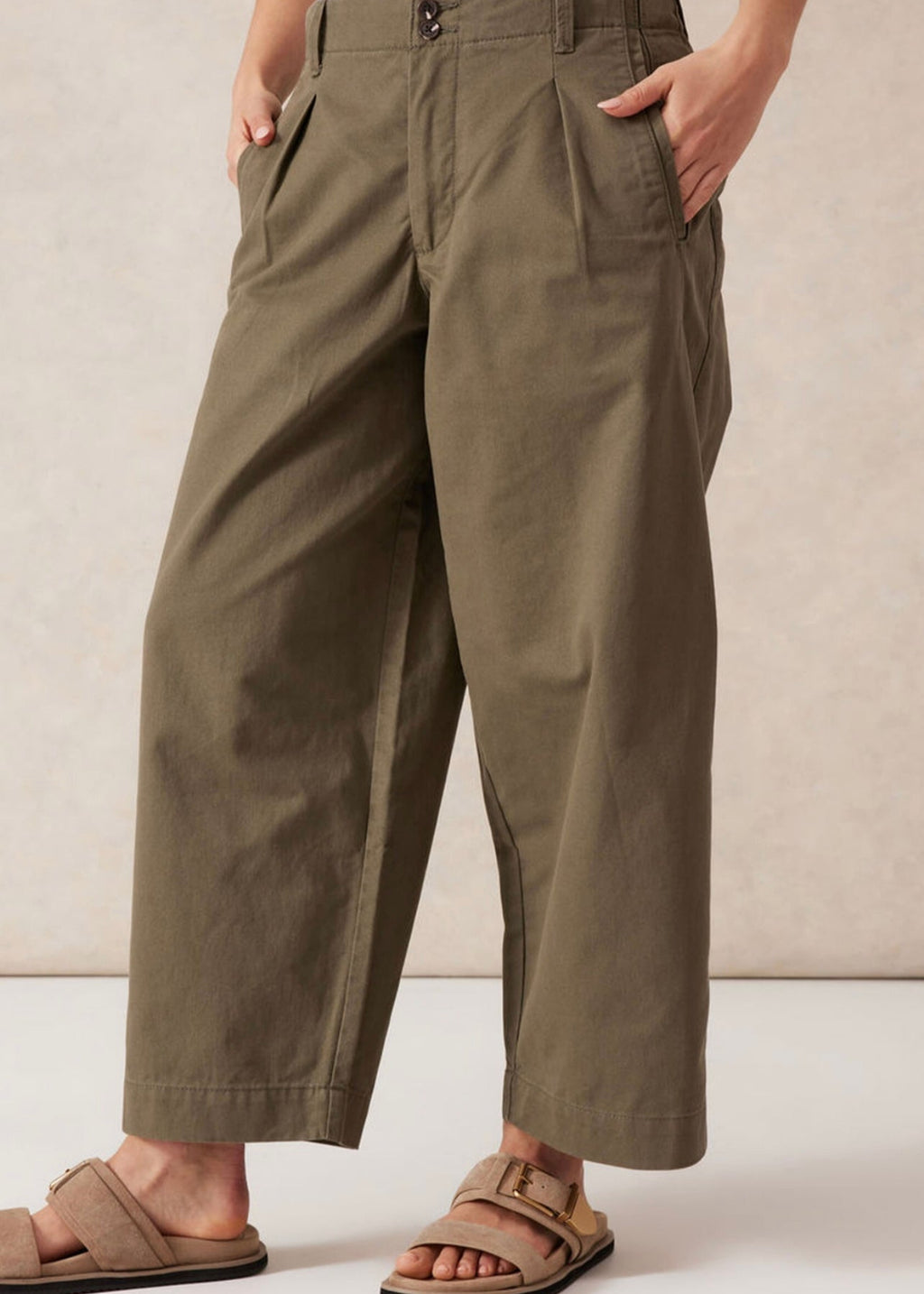 Pleat Twill Pant ~ Soft Olive