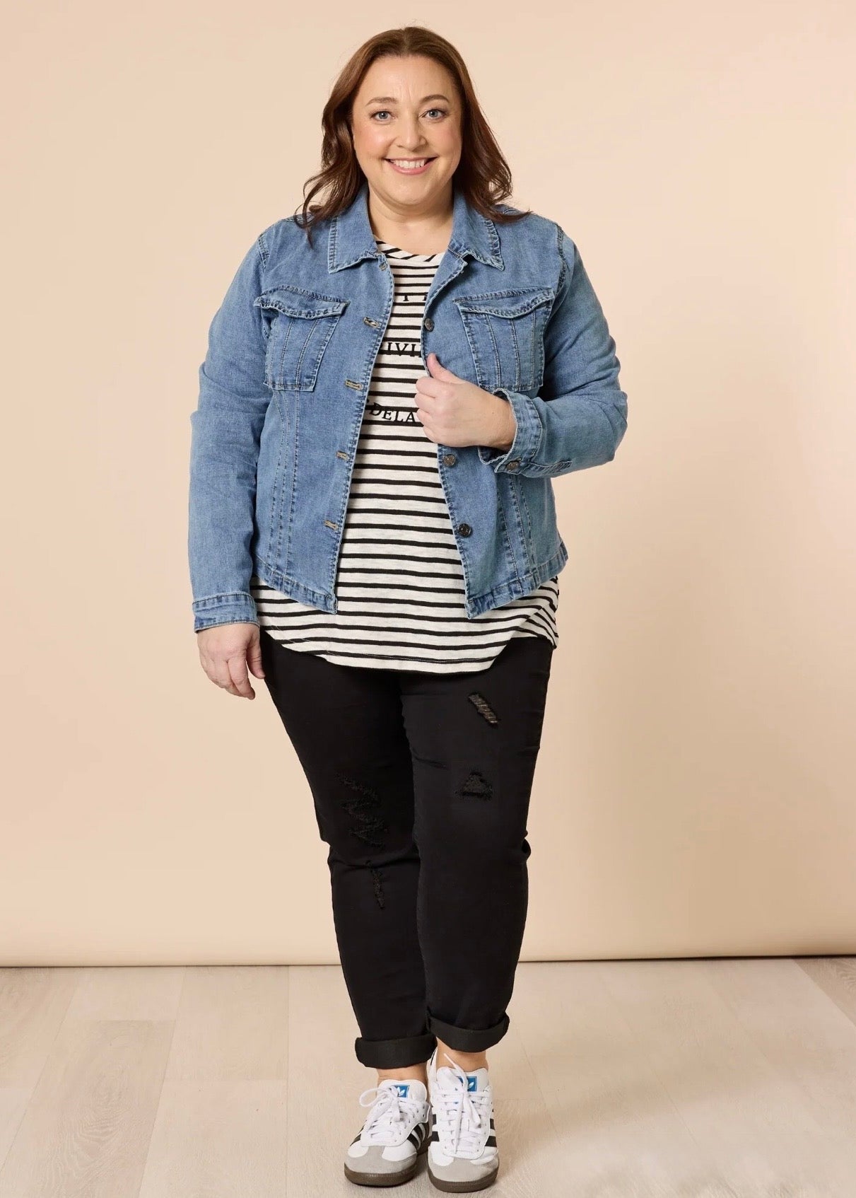 Retro Denim Jacket ~ Washed Denim