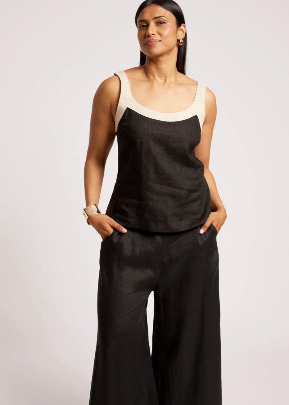 Maris Splice Tank ~ Black/Tusk