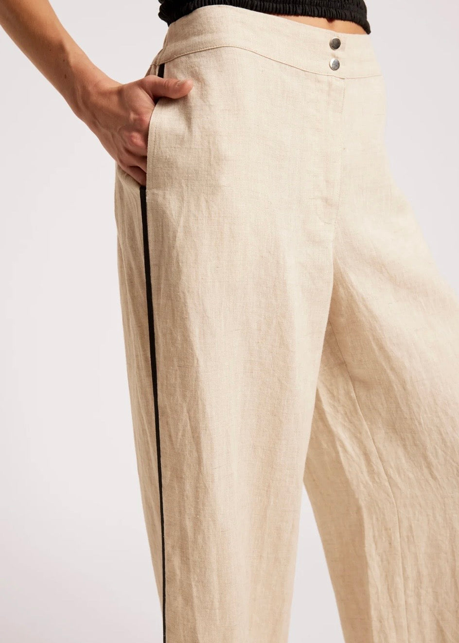 Maris Splice Pant ~ Tusk/Black
