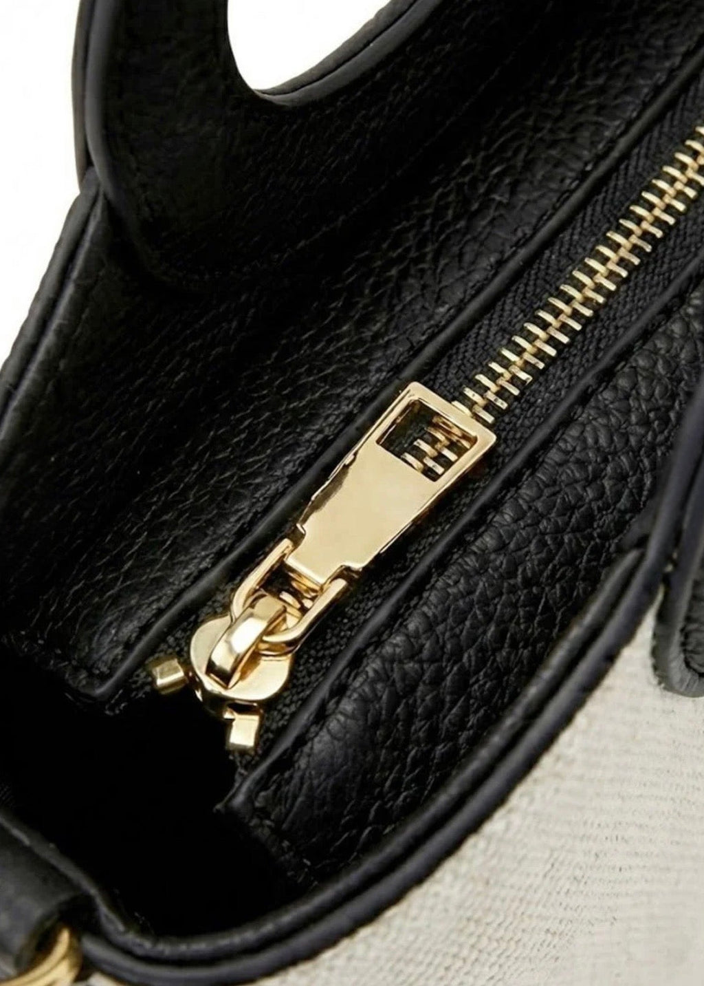 Candice Bag ~ White/Navy