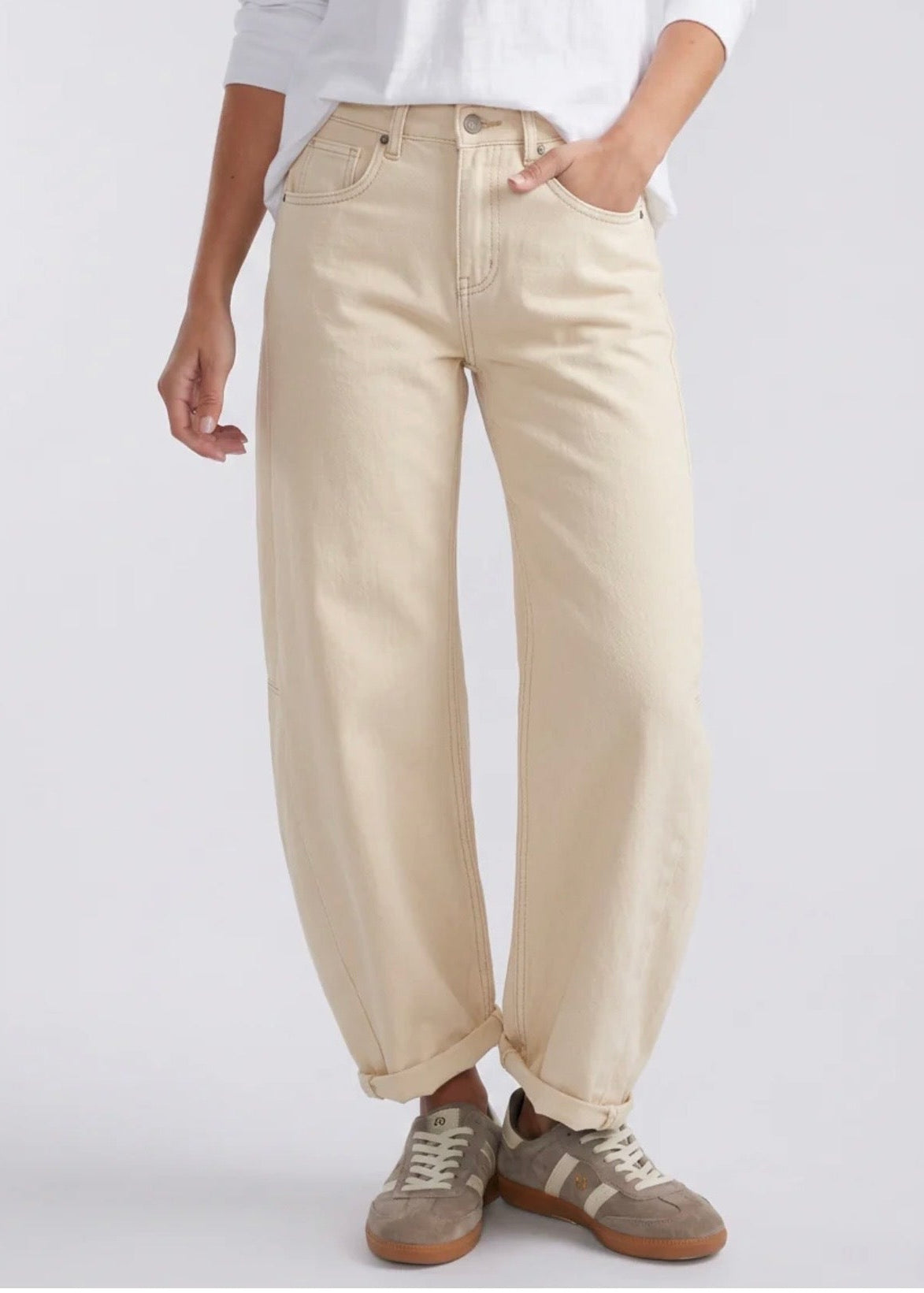 Idaho Barrel Jean ~ Ecru